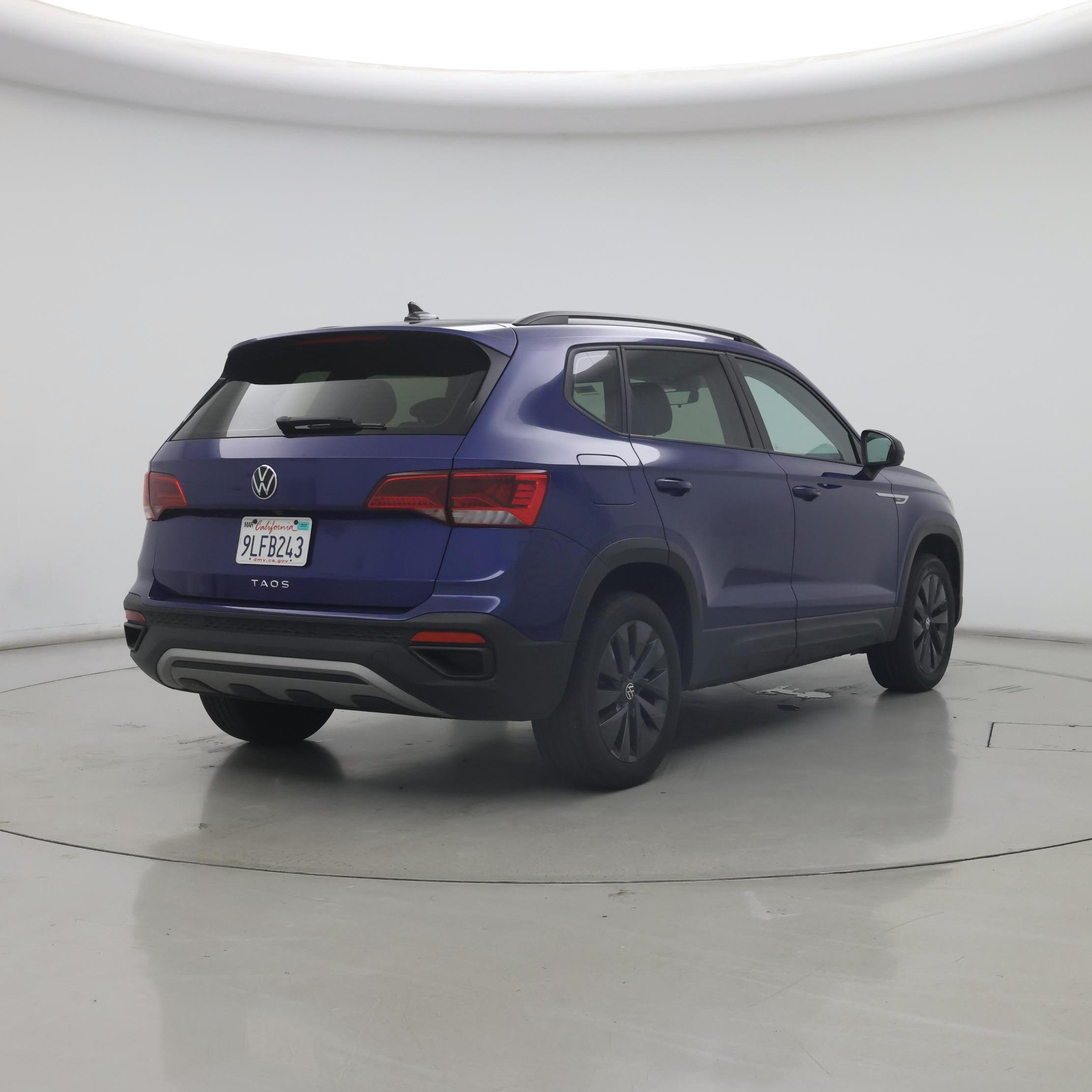 Thumbnail: 2024 Volkswagen Taos - 8