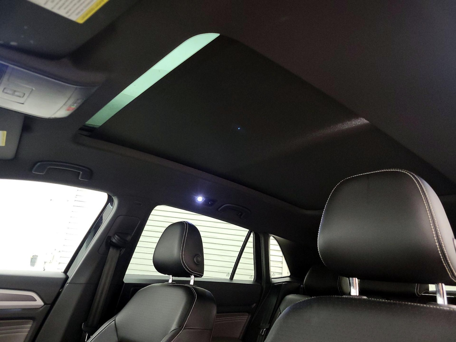 2022 Volkswagen Atlas Cross Sport SEL - Photo 21
