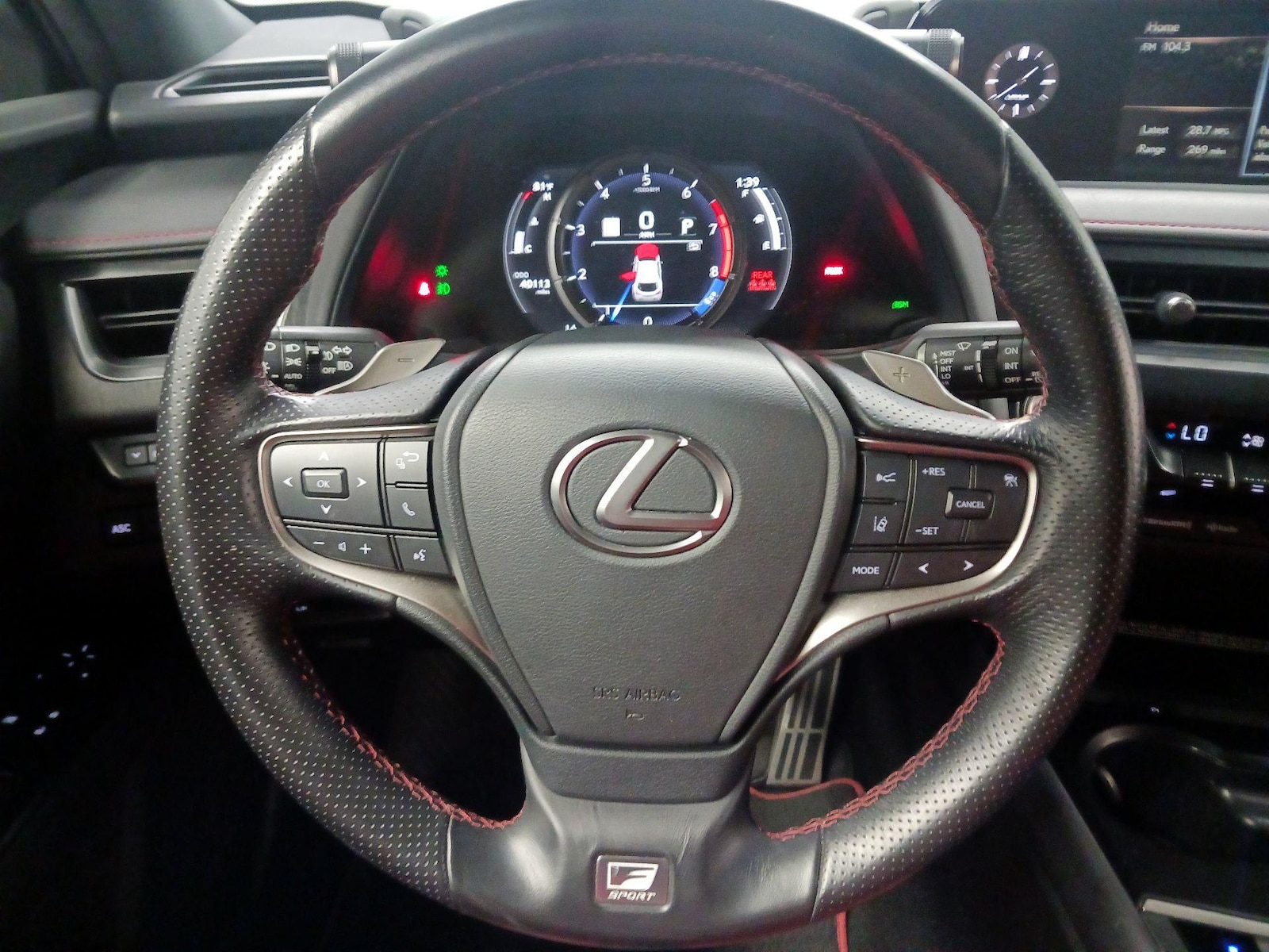 2022 Lexus UX 200 F SPORT - Photo 11