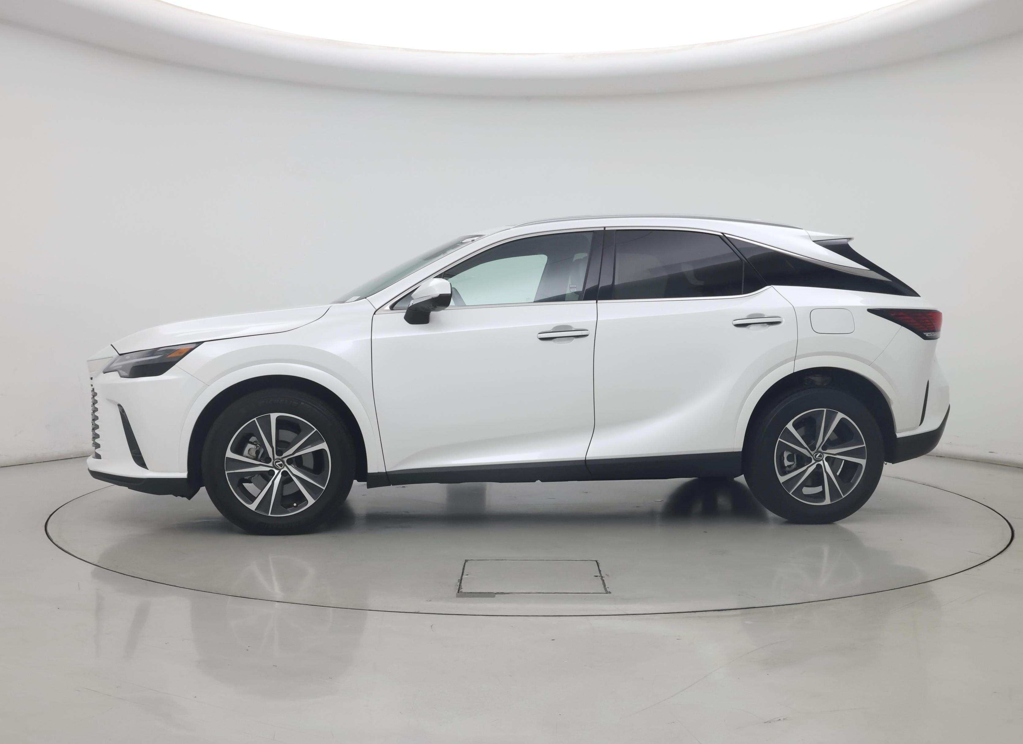 Thumbnail: 2024 Lexus RX - 3
