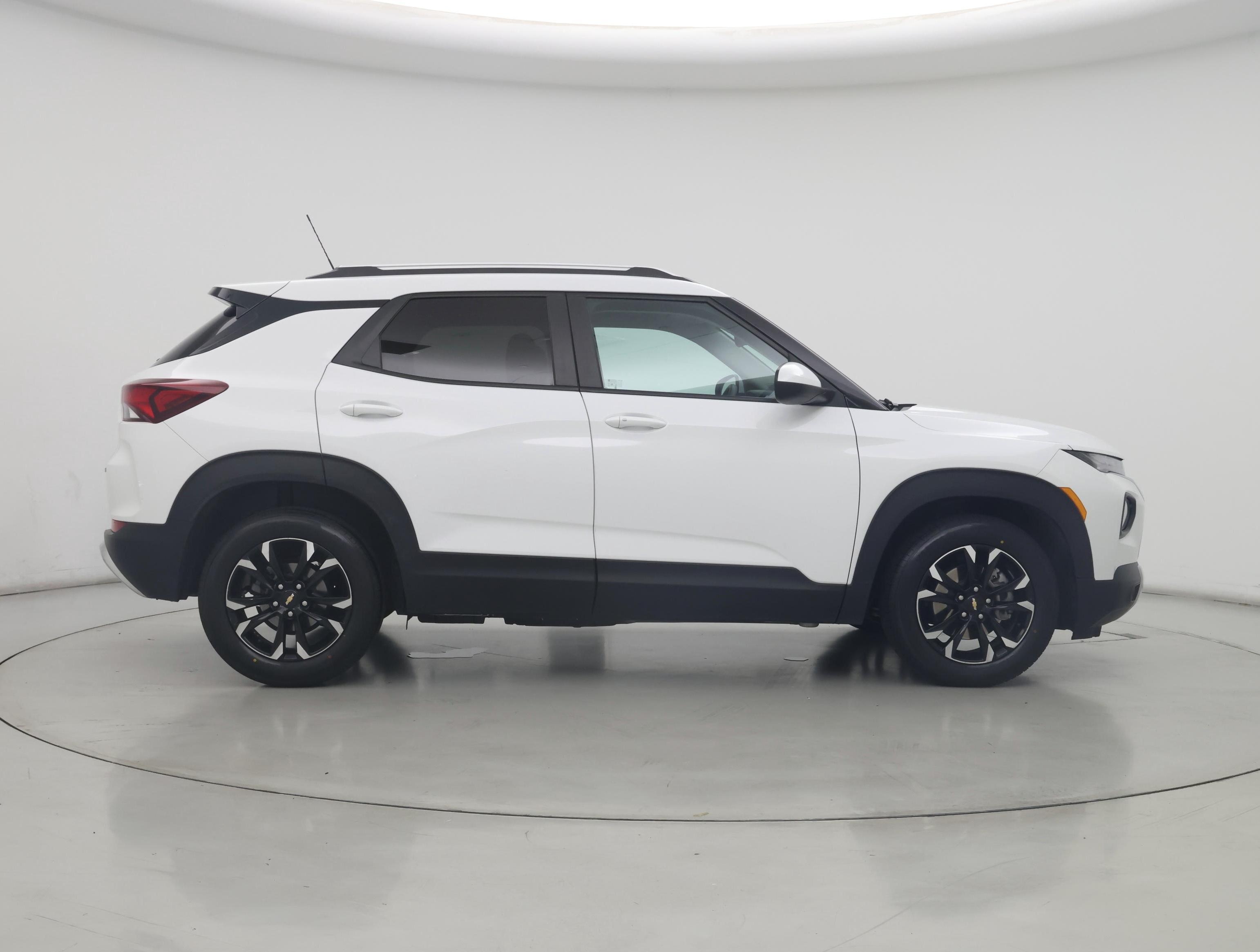 Thumbnail: 2023 Chevrolet TrailBlazer - 7