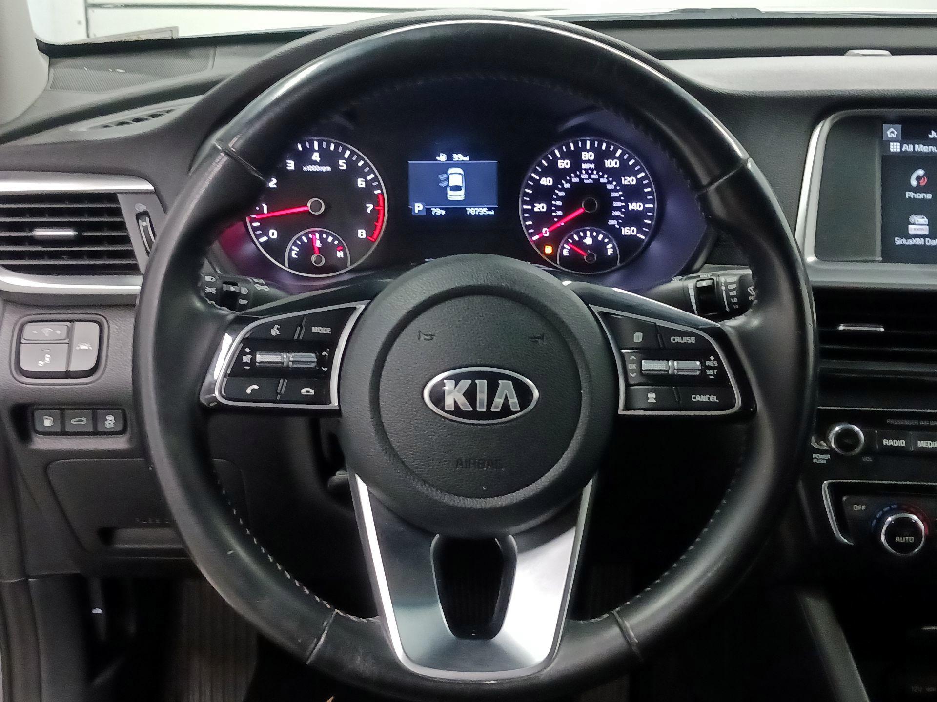 Thumbnail: 2019 Kia Optima - 10
