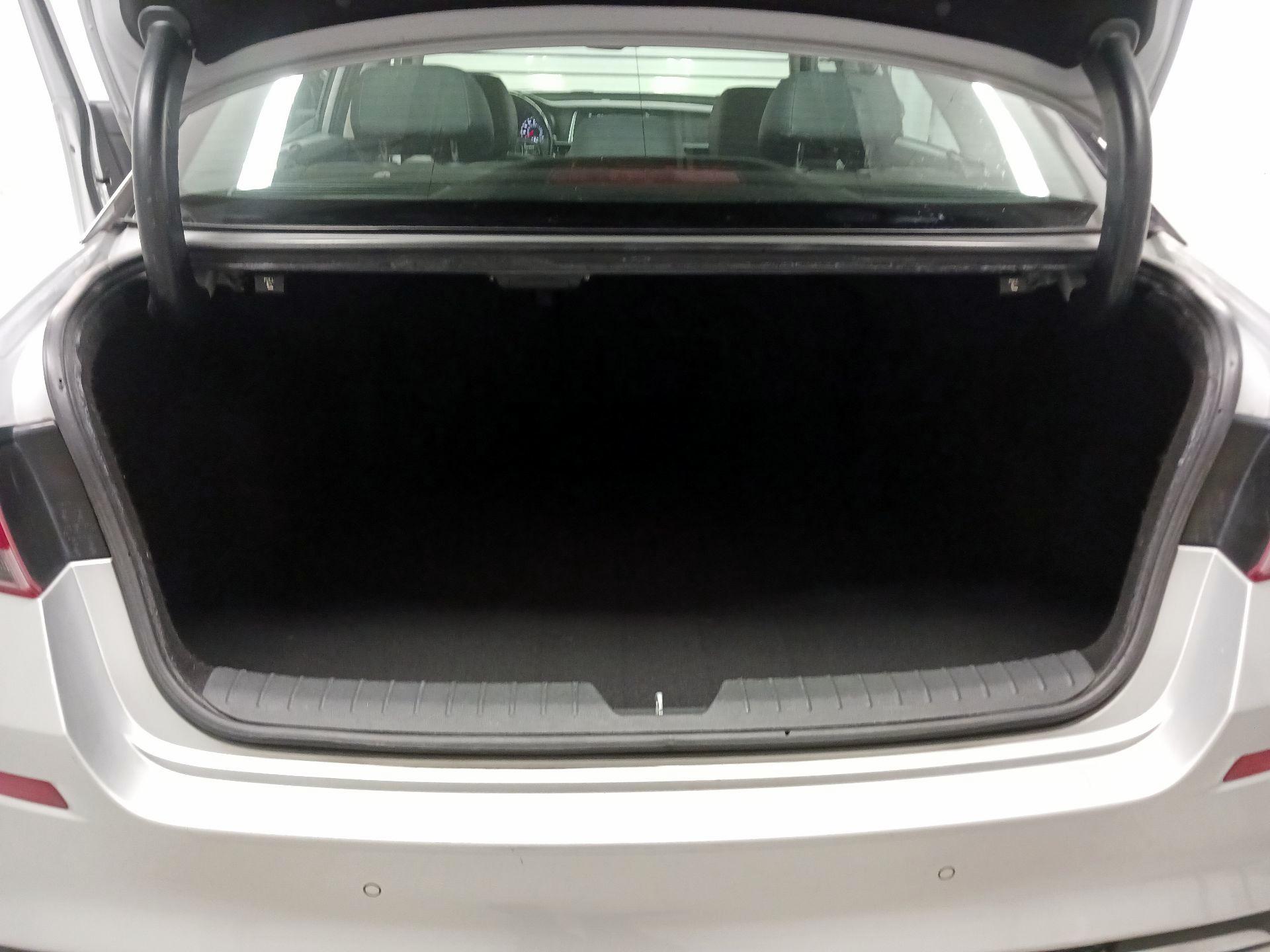 Thumbnail: 2019 Kia Optima - 20