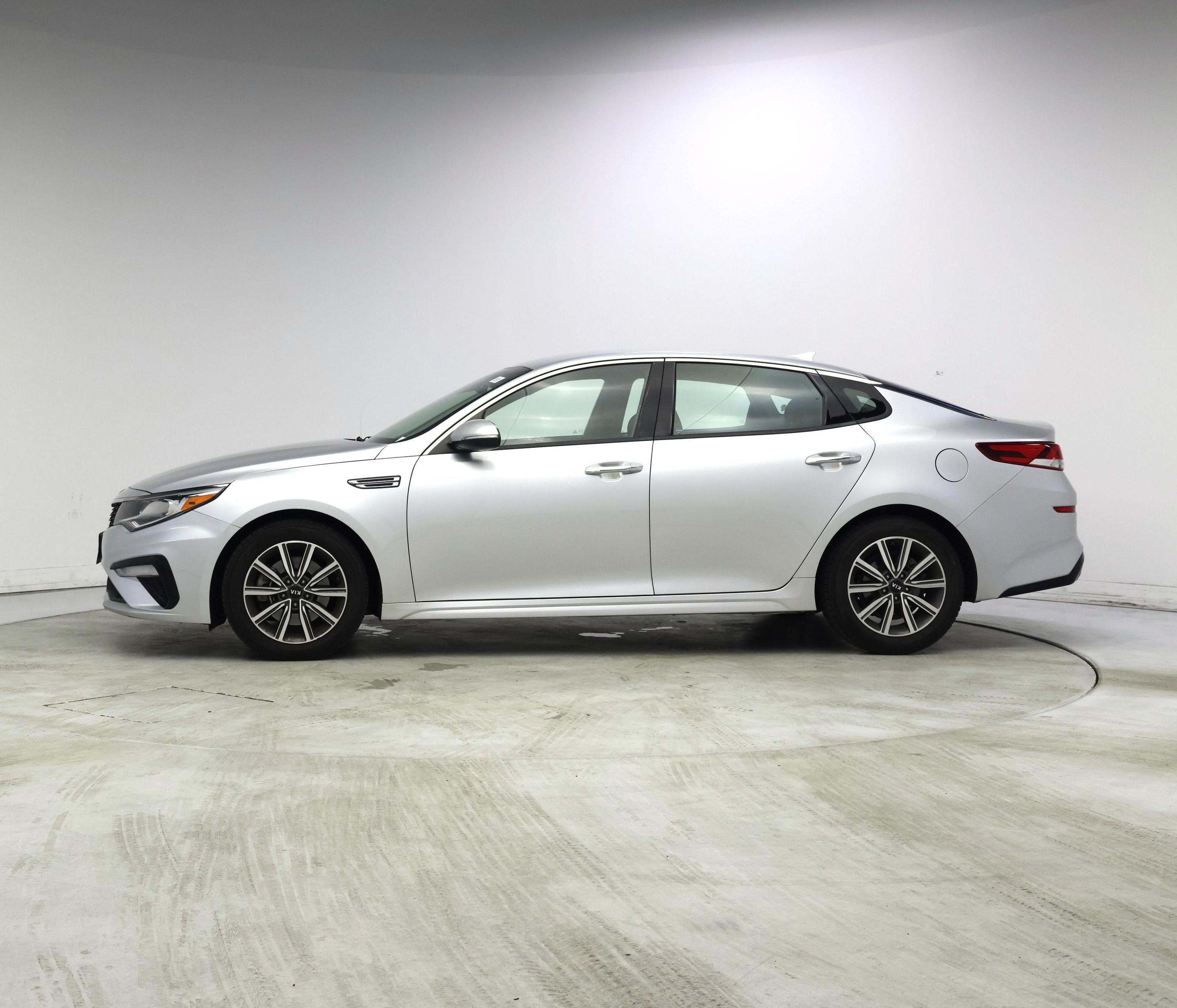 Thumbnail: 2019 Kia Optima - 3