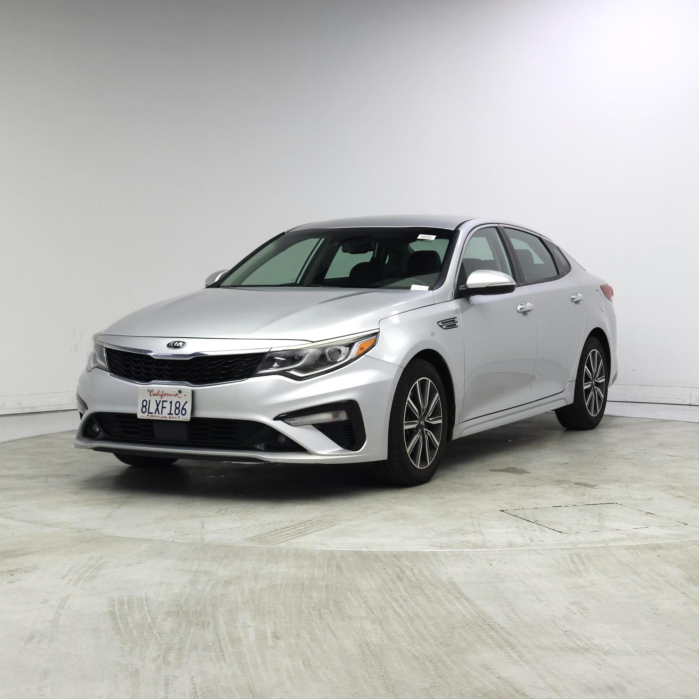 Thumbnail: 2019 Kia Optima - 4