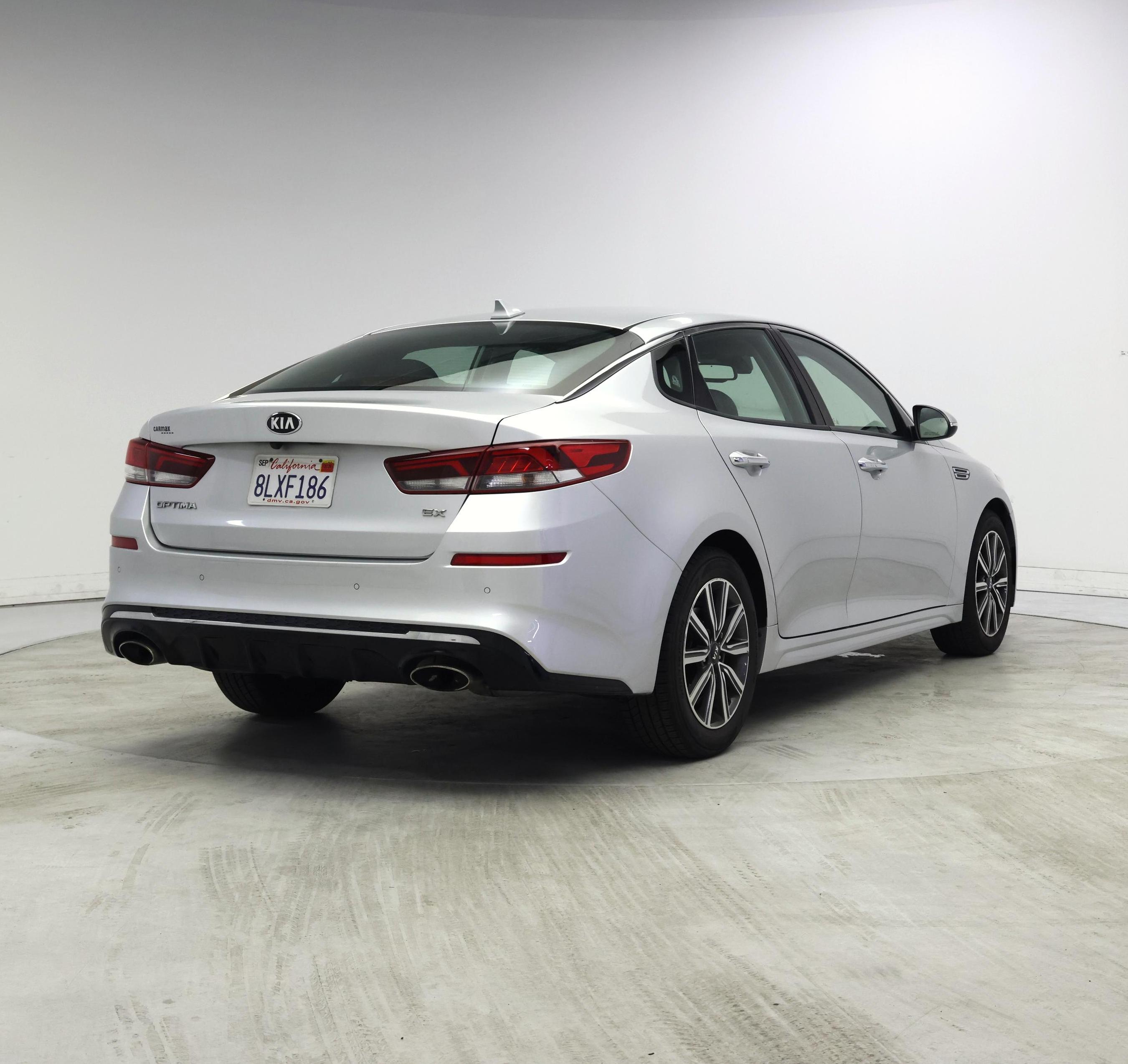 Thumbnail: 2019 Kia Optima - 8