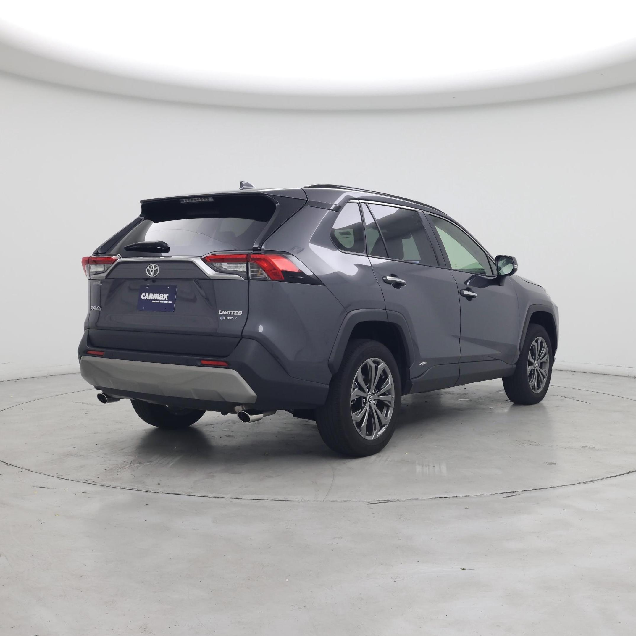 Thumbnail: 2025 Toyota RAV4 - 8