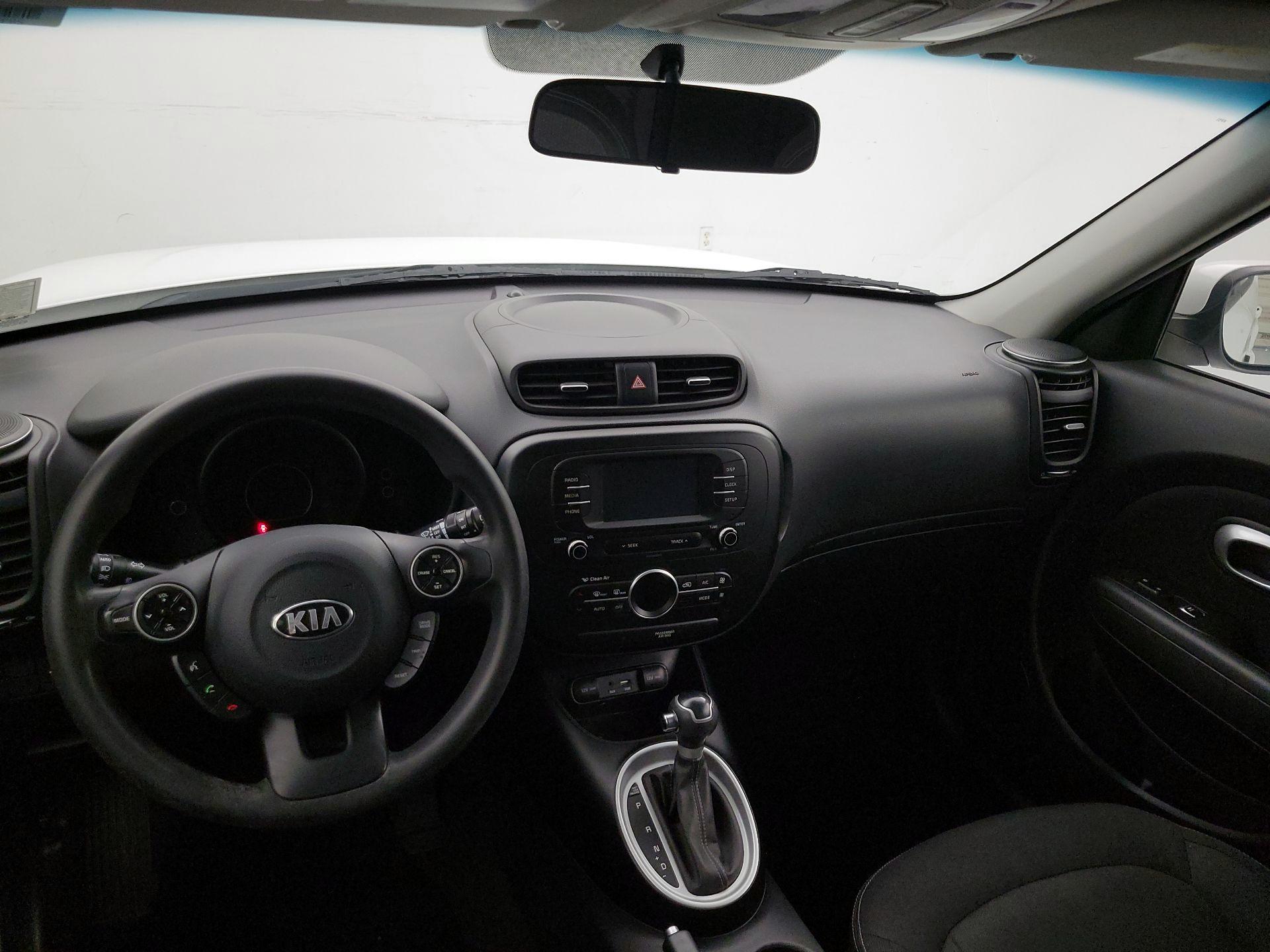 Thumbnail: 2017 Kia Soul - 9