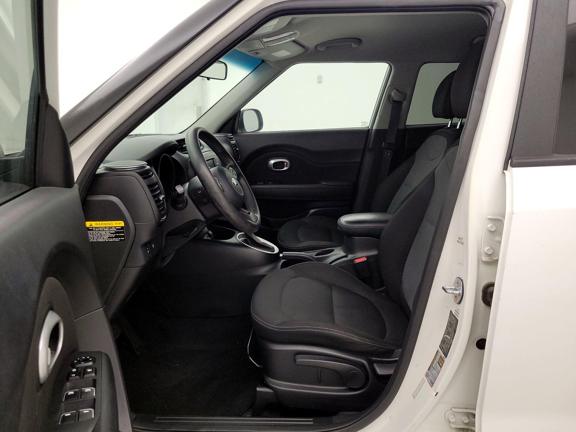Thumbnail: 2017 Kia Soul - 11