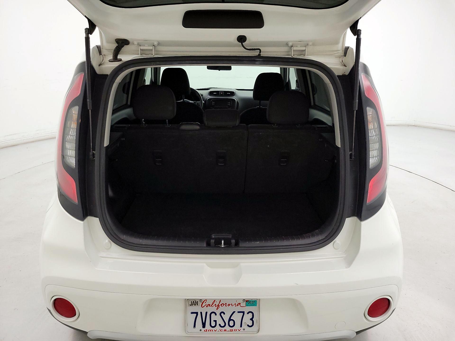 Thumbnail: 2017 Kia Soul - 19