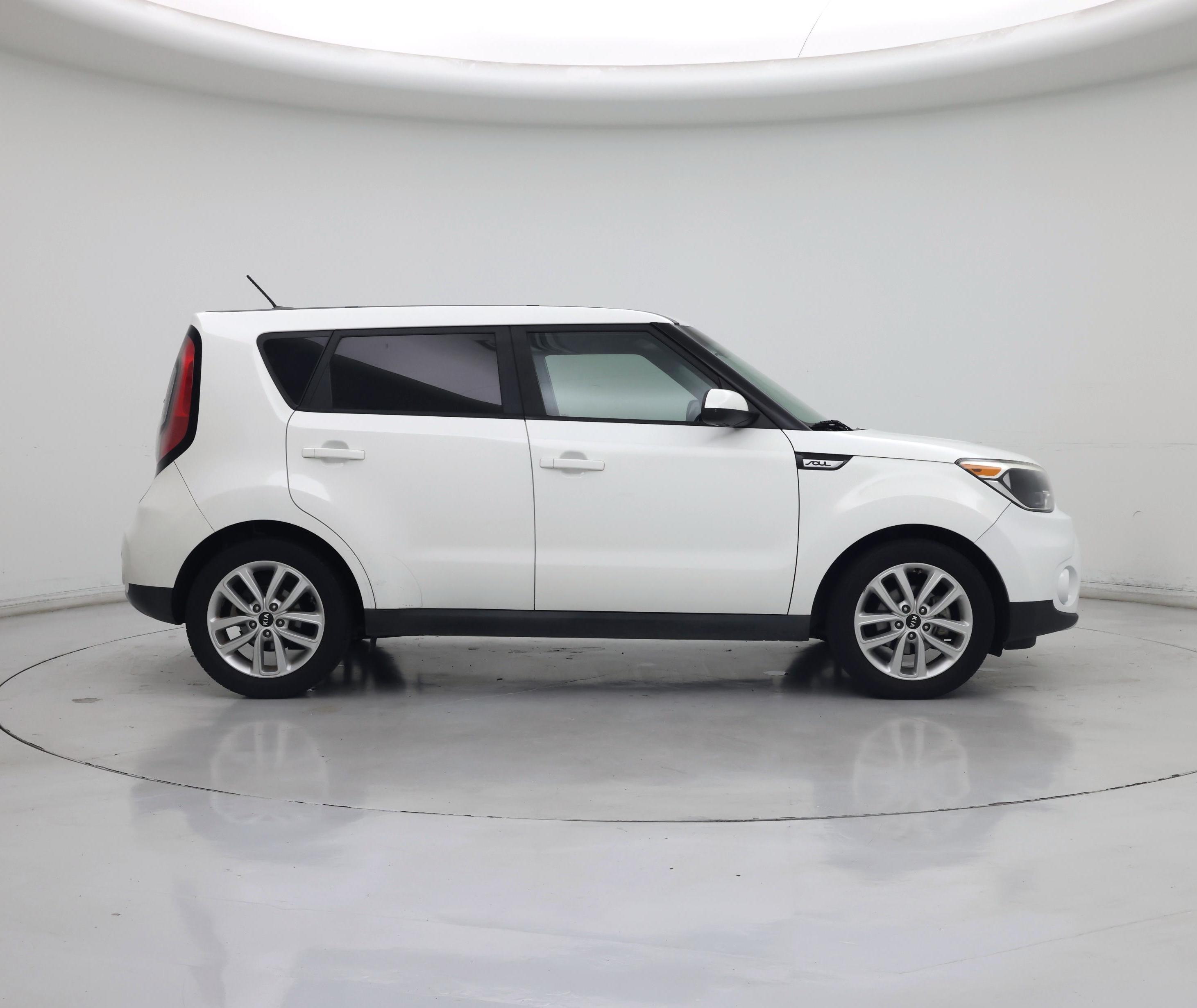 Thumbnail: 2017 Kia Soul - 7