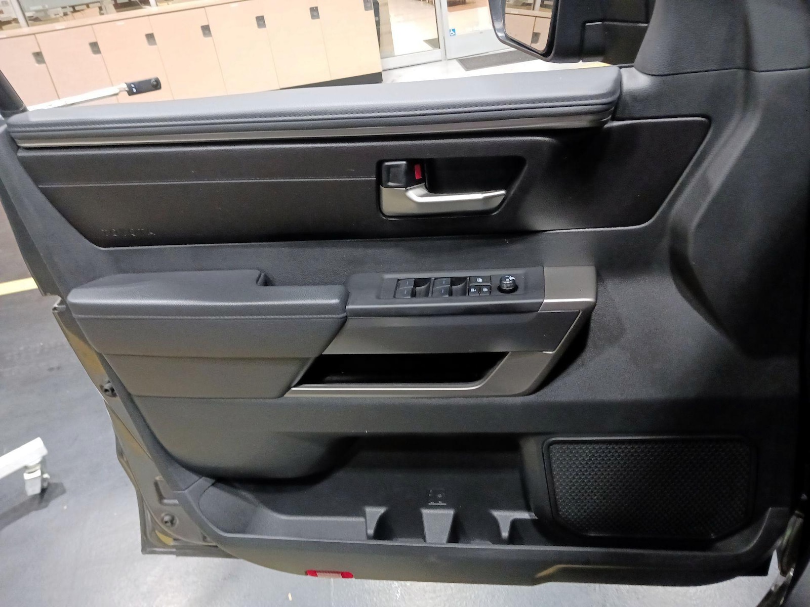 2024 Toyota Tundra SR5 - Photo 11