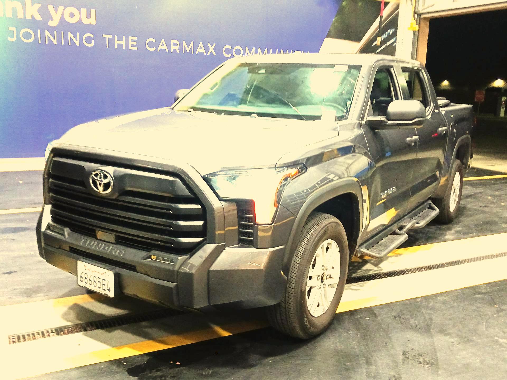 Thumbnail: 2024 Toyota Tundra - 3