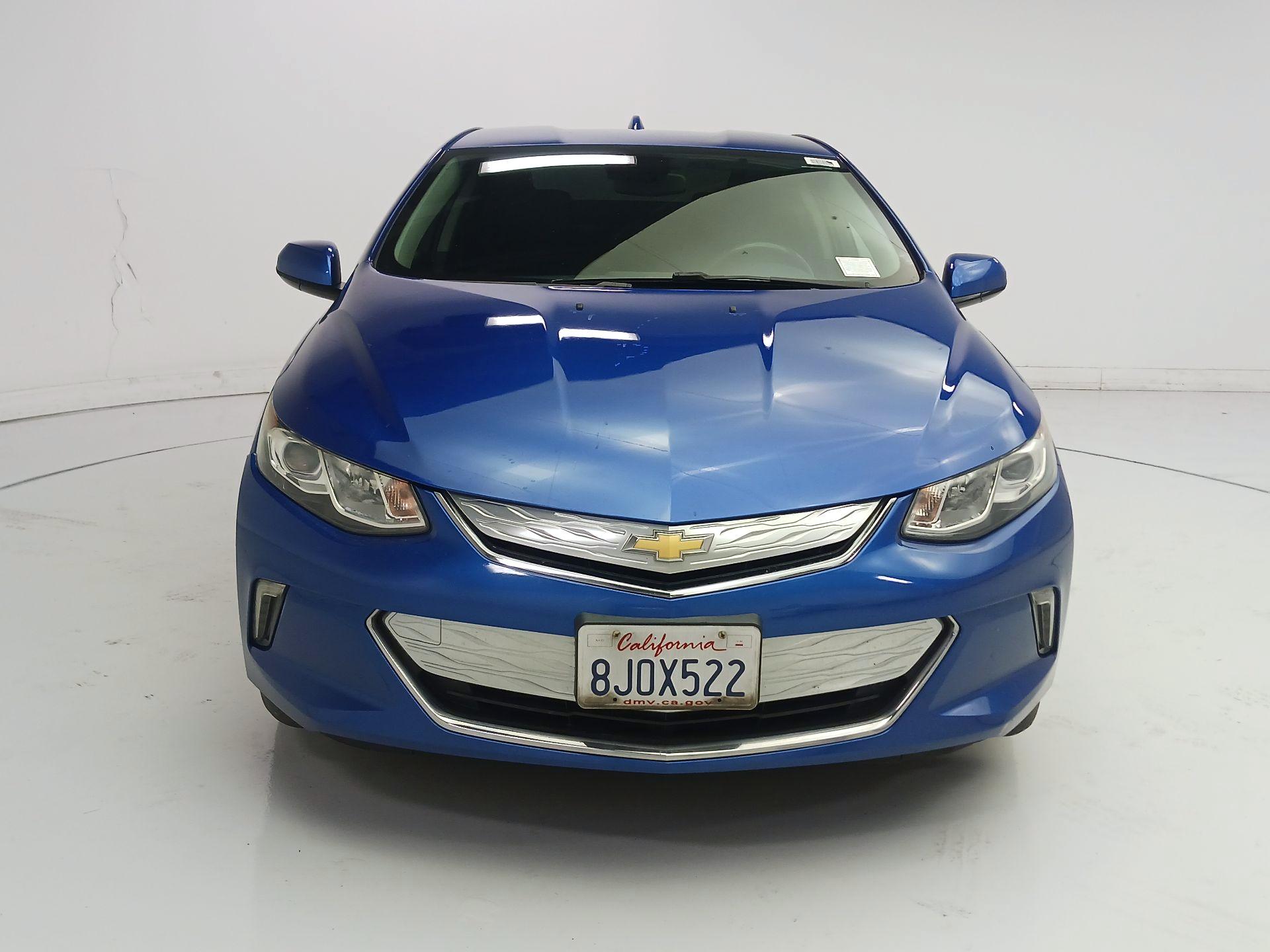 Thumbnail: 2016 Chevrolet Volt - 2