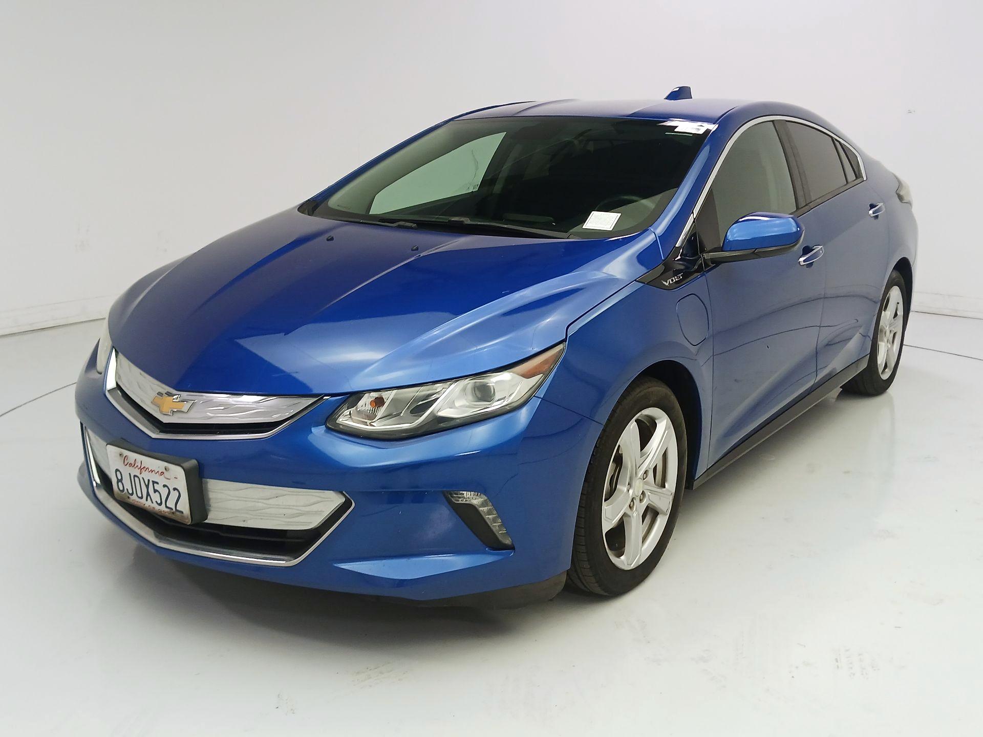 Thumbnail: 2016 Chevrolet Volt - 3