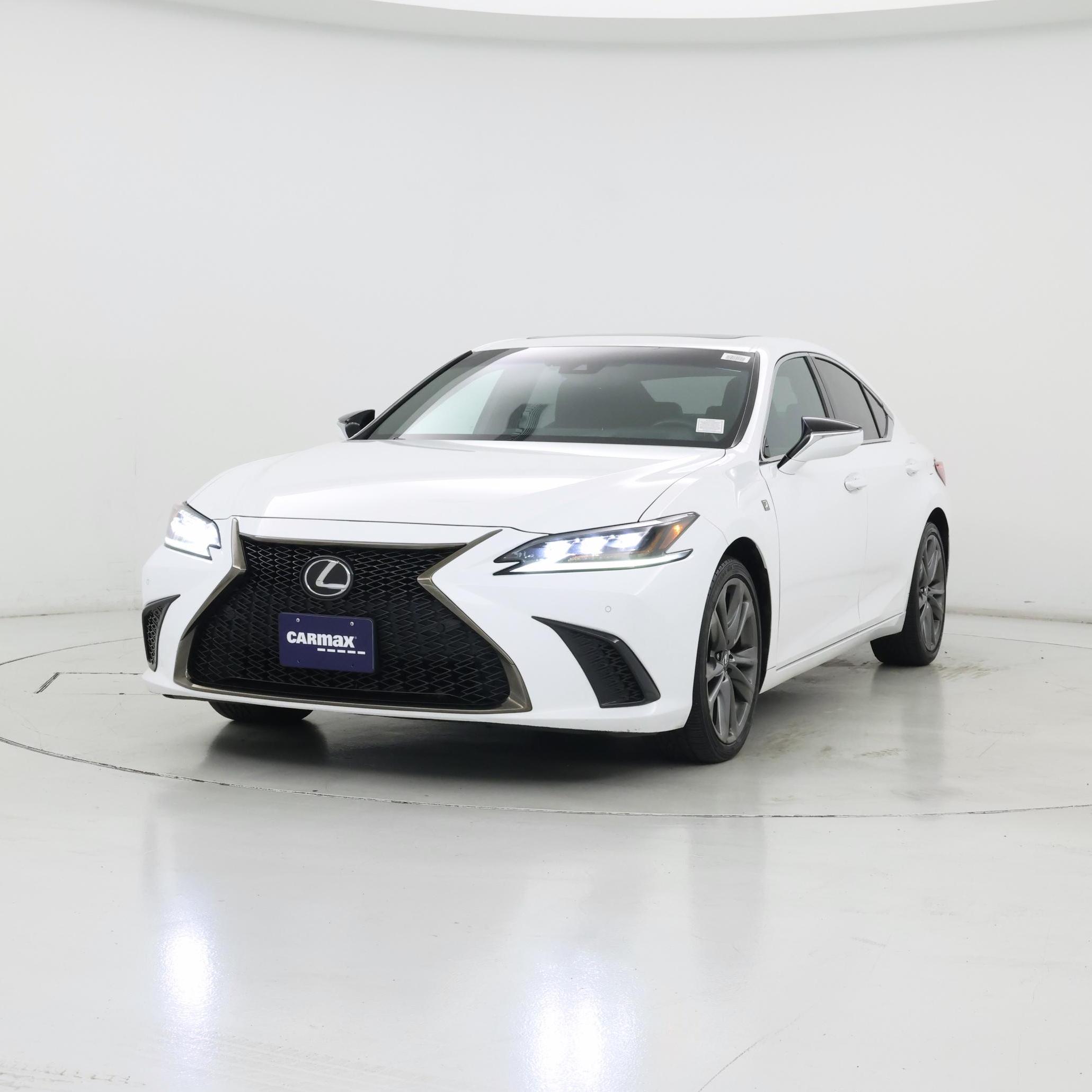 Thumbnail: 2019 Lexus ES - 4