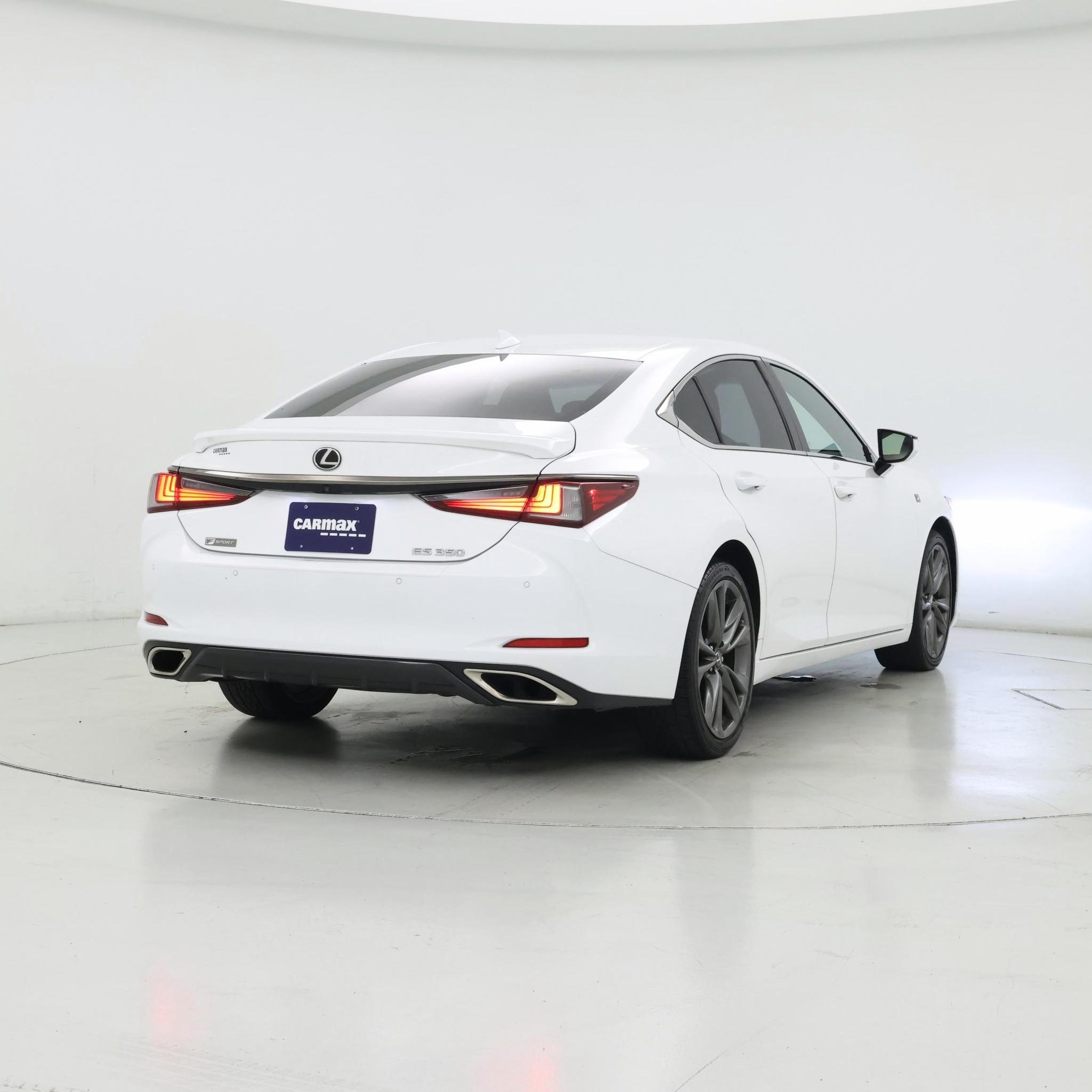 Thumbnail: 2019 Lexus ES - 8