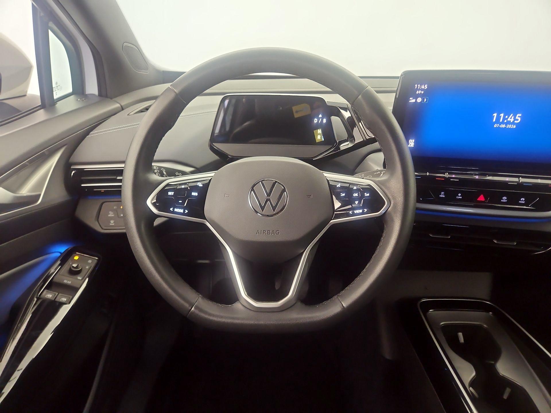 Thumbnail: 2023 Volkswagen ID.4 - 10