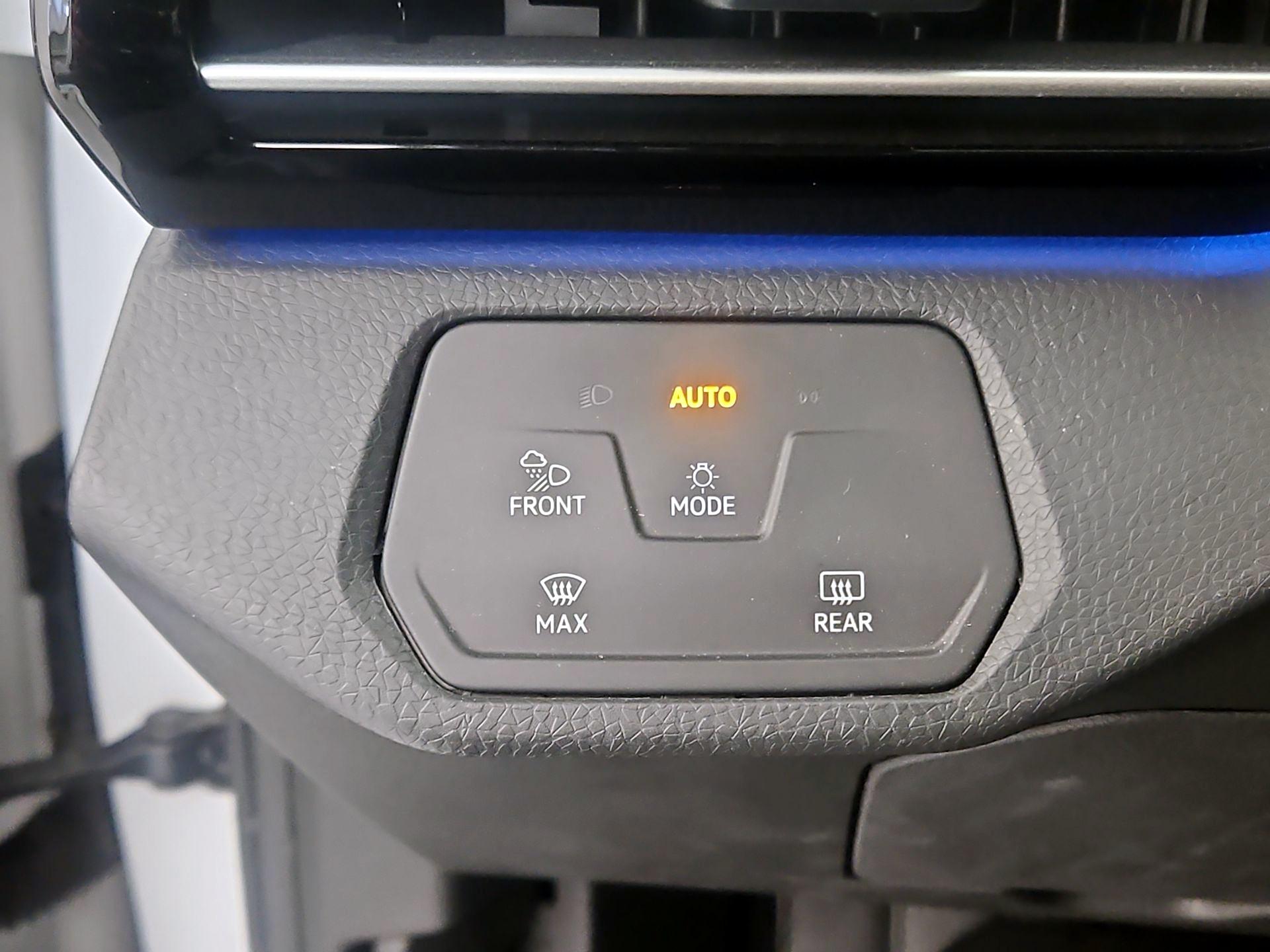 Thumbnail: 2023 Volkswagen ID.4 - 13