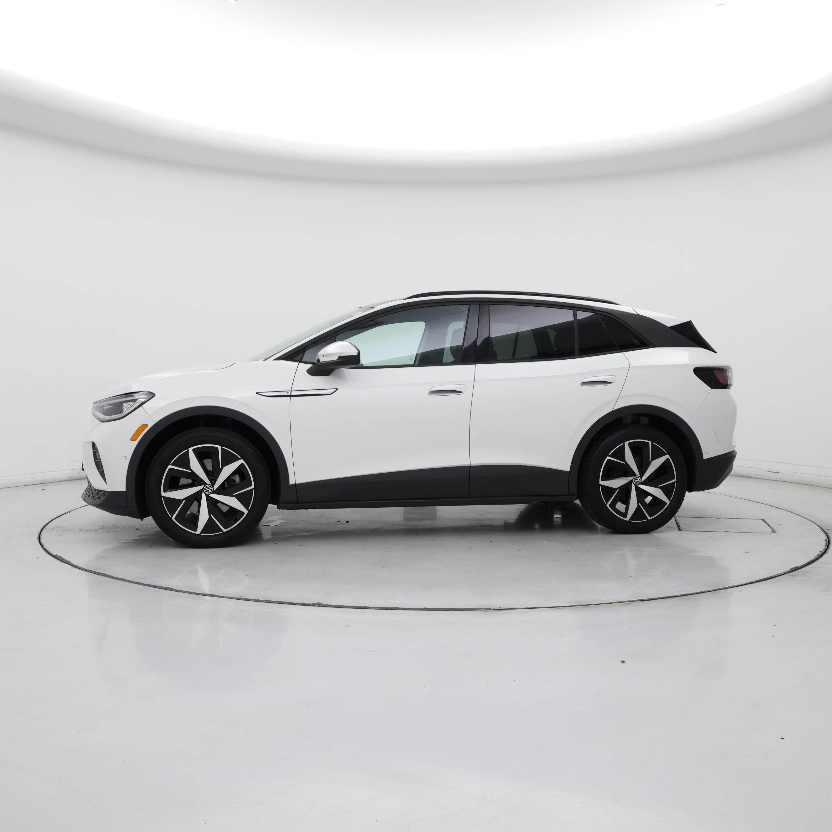 Thumbnail: 2023 Volkswagen ID.4 - 3