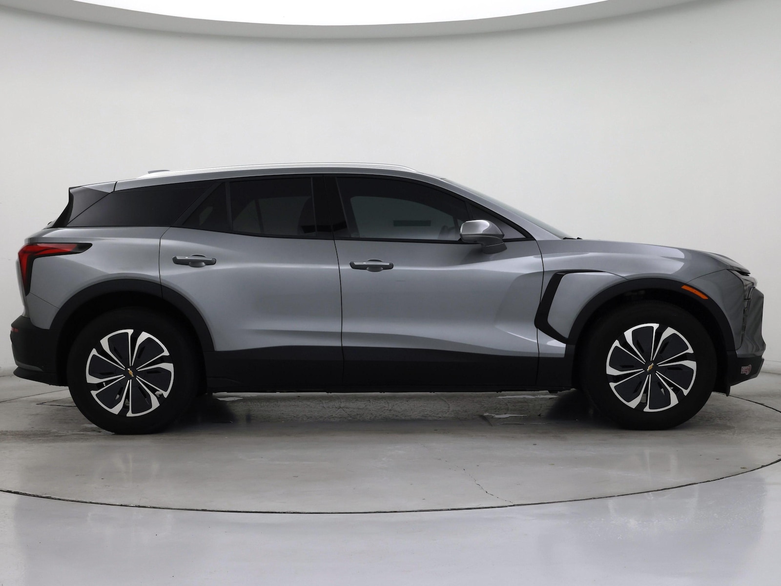 2024 Chevrolet Blazer EV LT - Photo 8