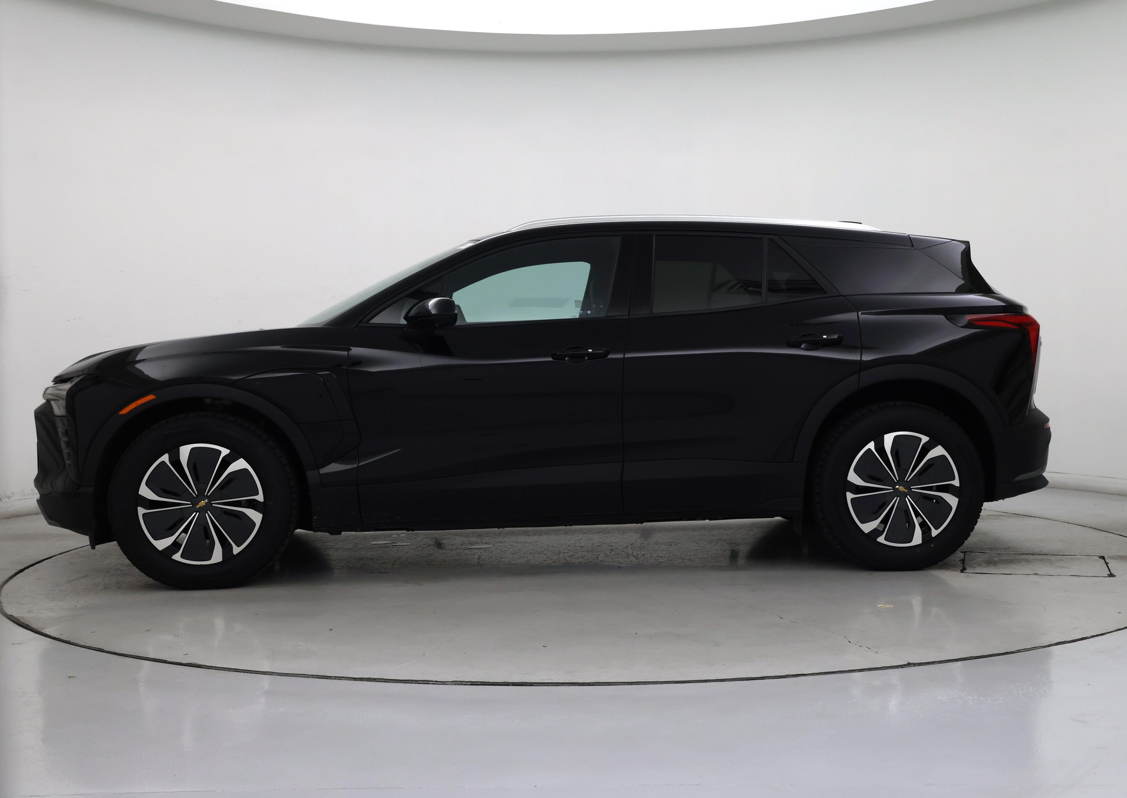 Thumbnail: 2024 Chevrolet Blazer EV - 3