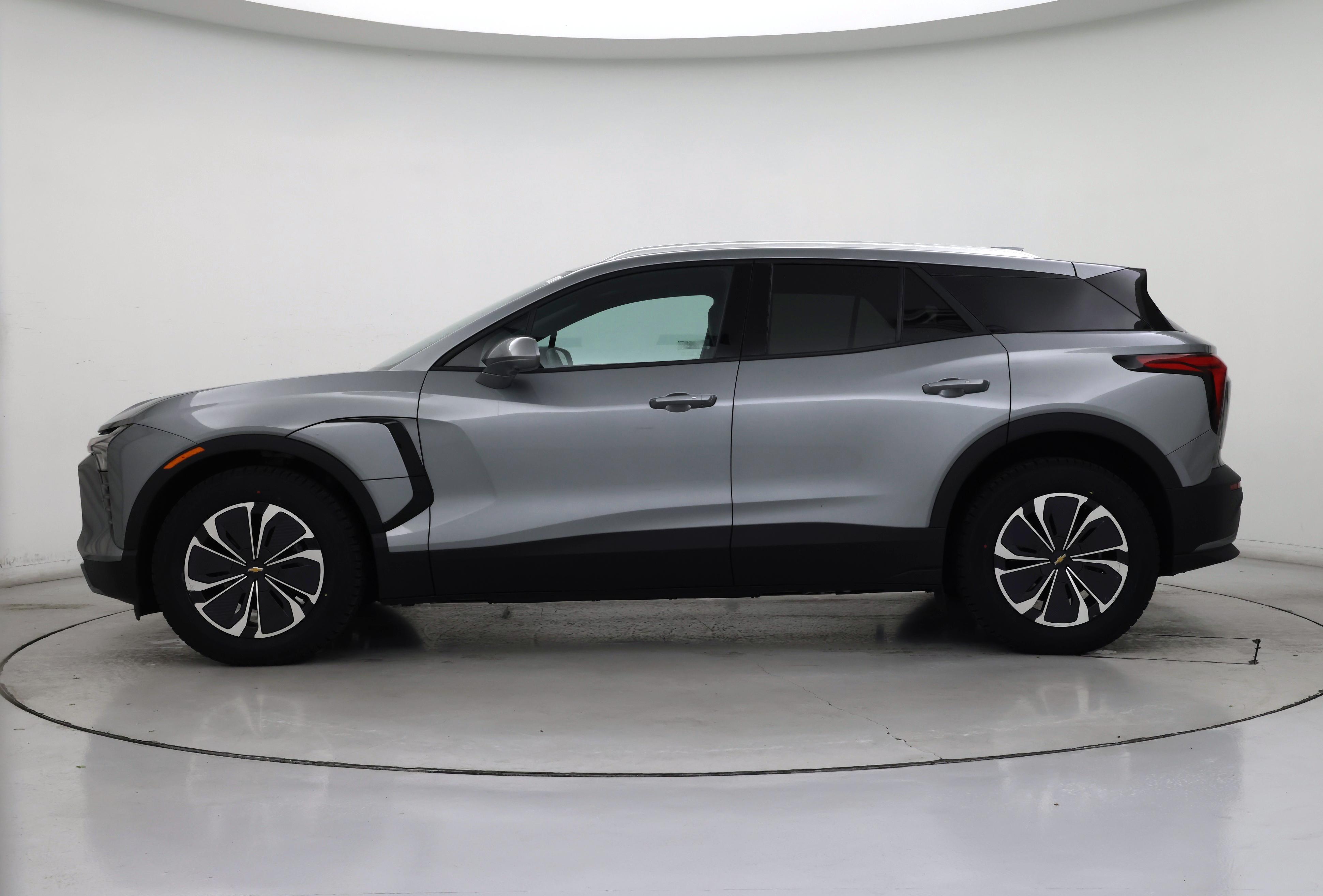 Thumbnail: 2024 Chevrolet Blazer EV - 3