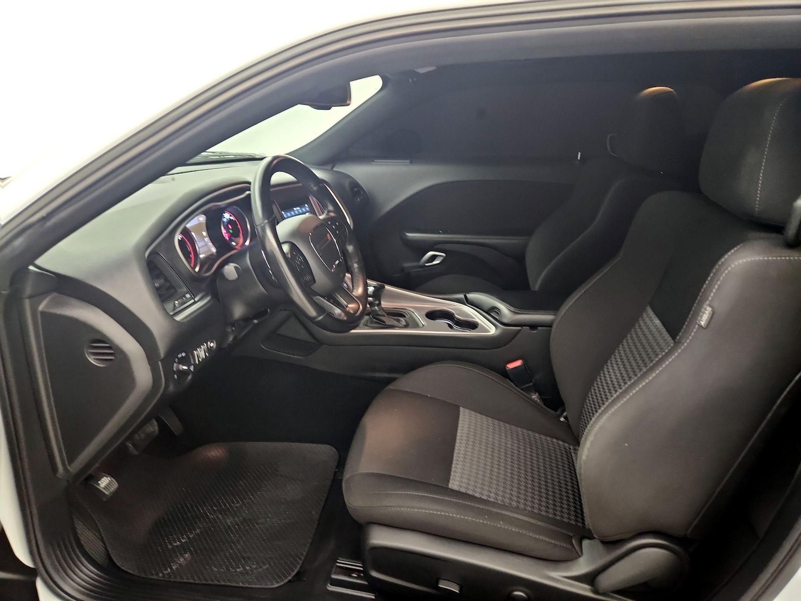 2022 Dodge Challenger GT - Photo 12