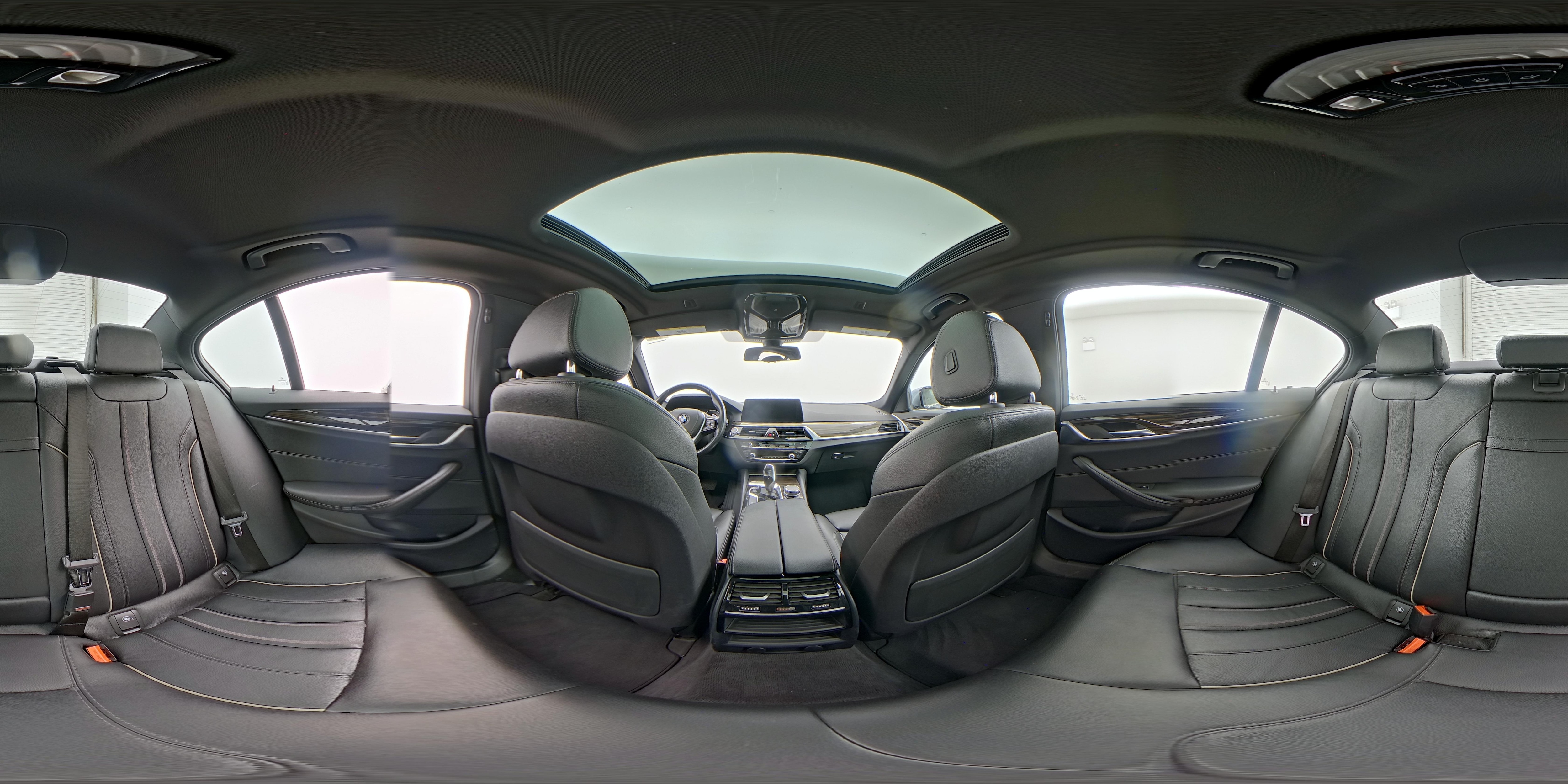 2018 BMW 5 Series 540i - Photo 27