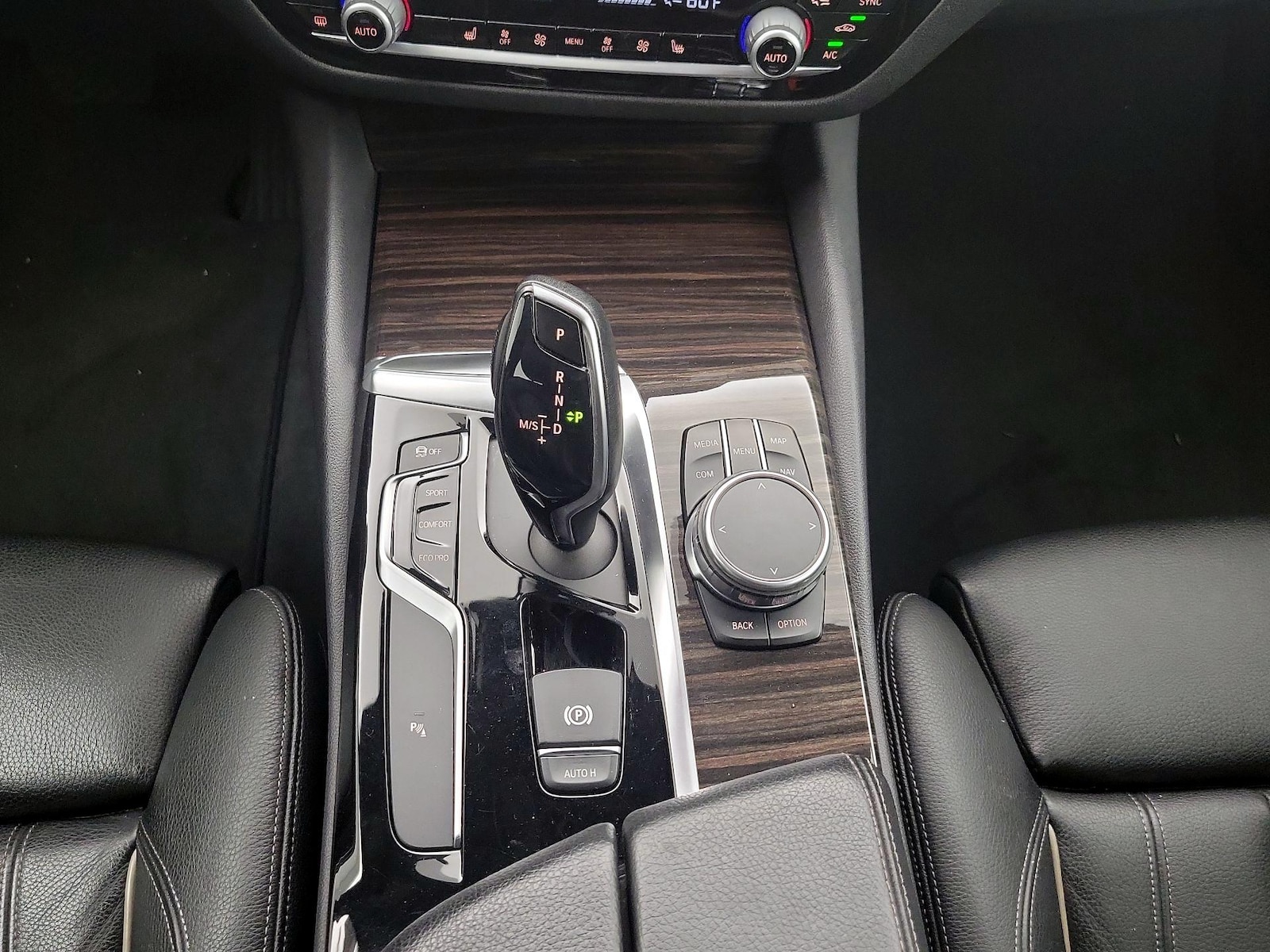 2018 BMW 5 Series 540i - Photo 19