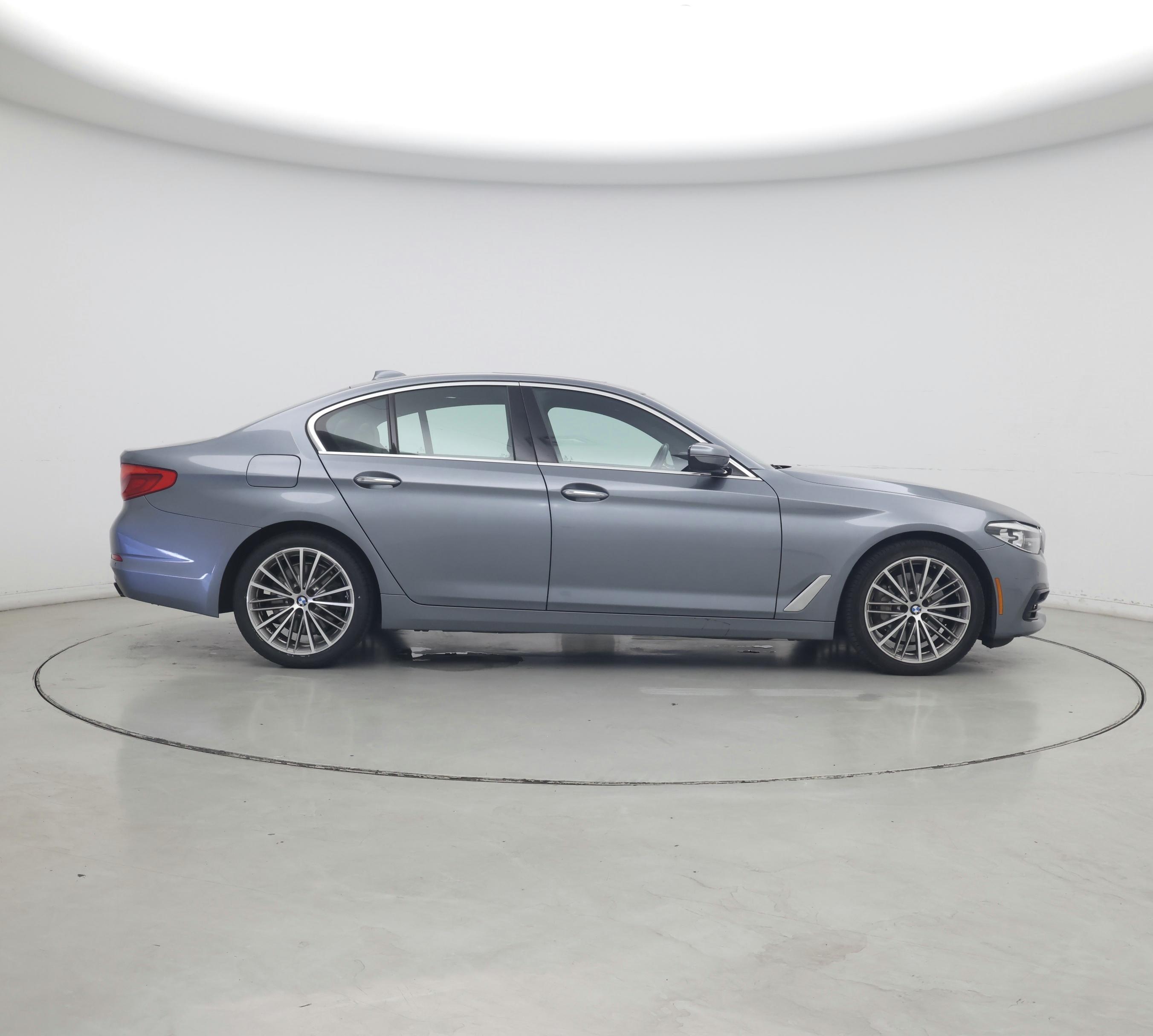 Thumbnail: 2018 BMW 5 Series - 7
