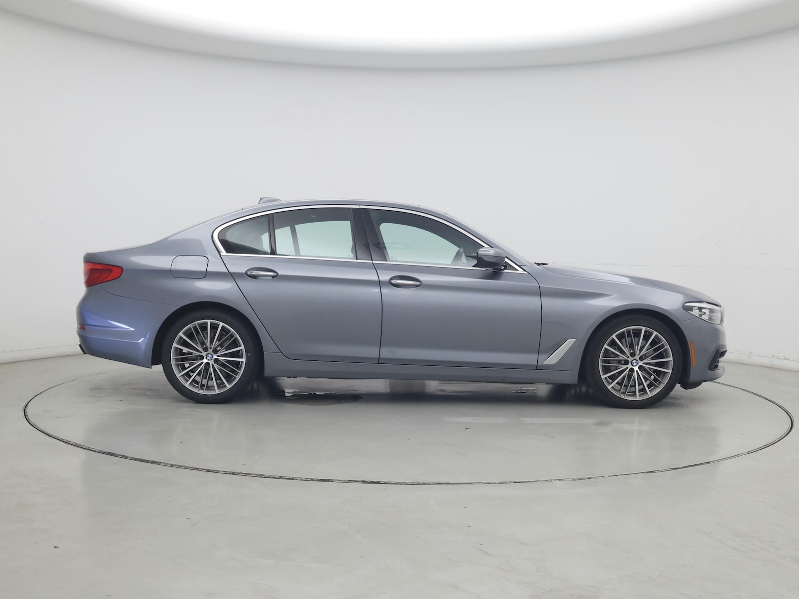 2018 BMW 5 Series 540i - Photo 8