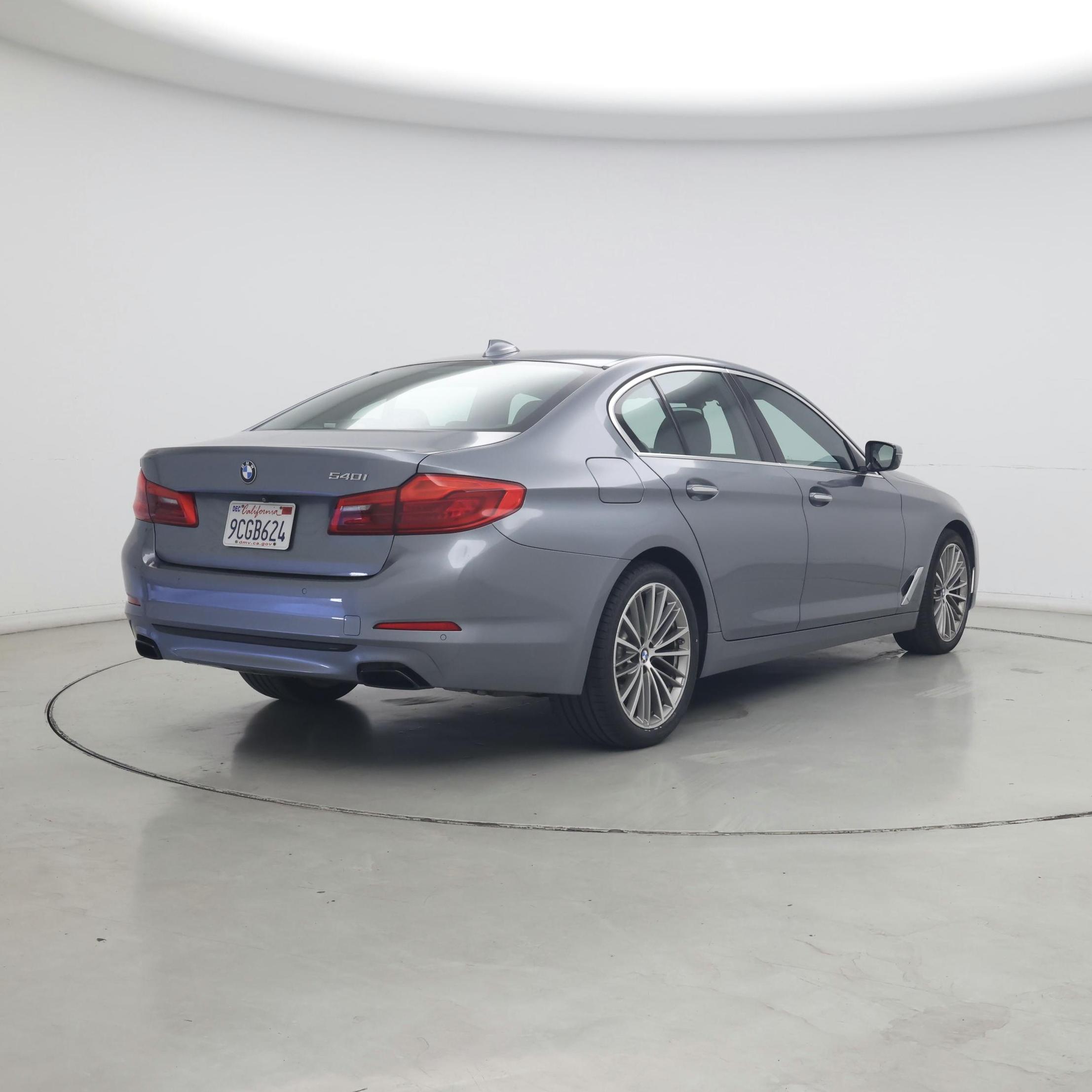 Thumbnail: 2018 BMW 5 Series - 8