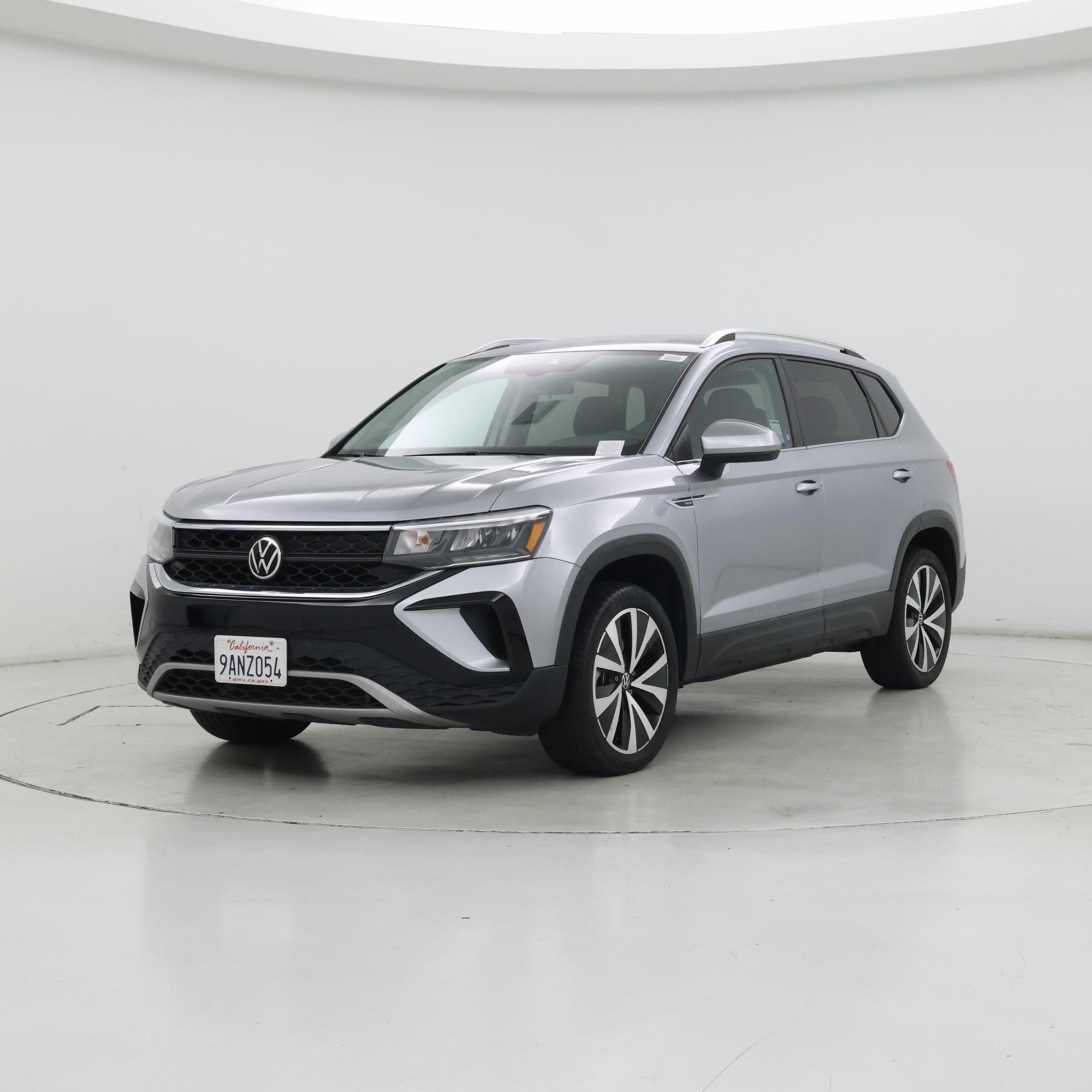 Thumbnail: 2022 Volkswagen Taos - 4
