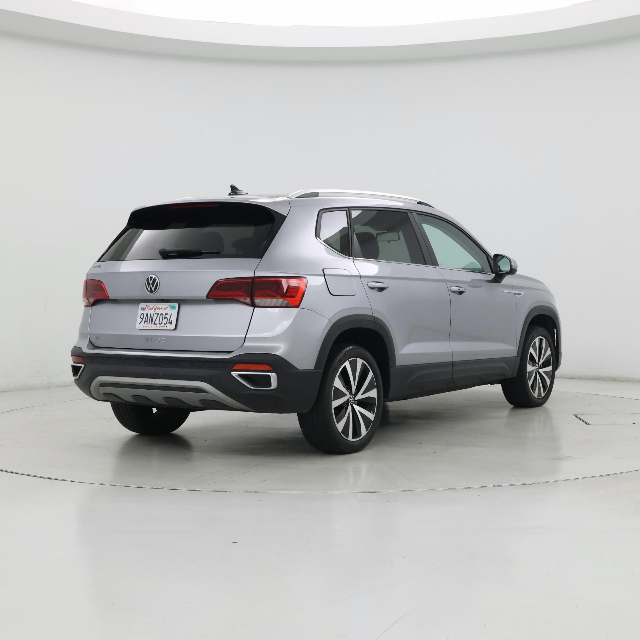 Thumbnail: 2022 Volkswagen Taos - 8