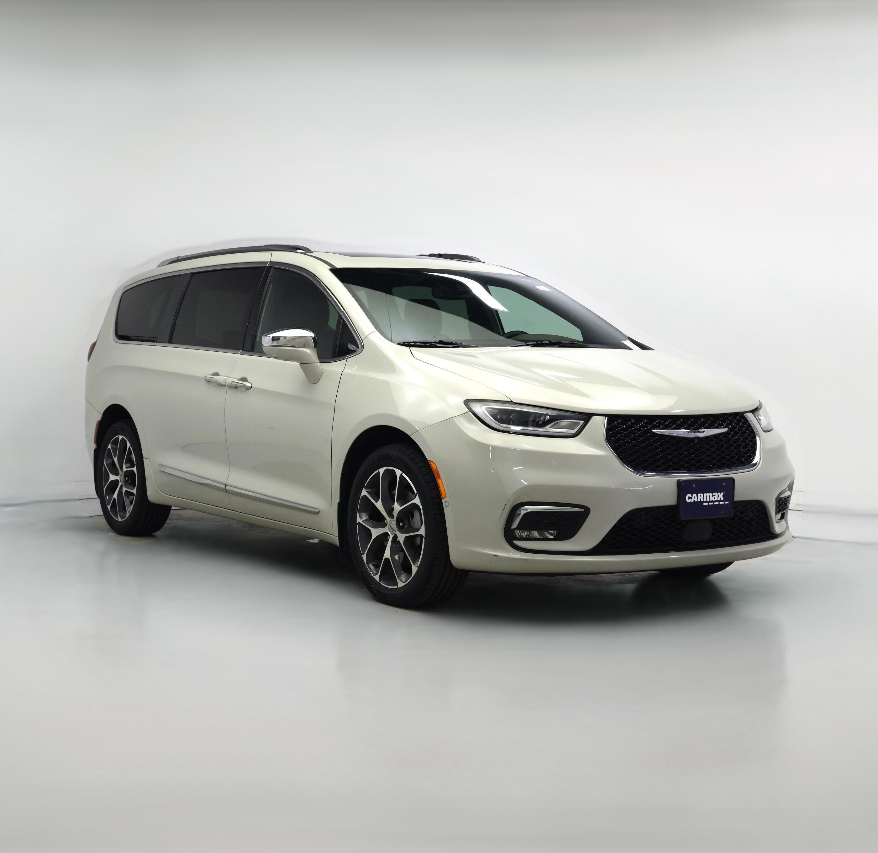 Thumbnail: 2021 Chrysler Pacifica - 1