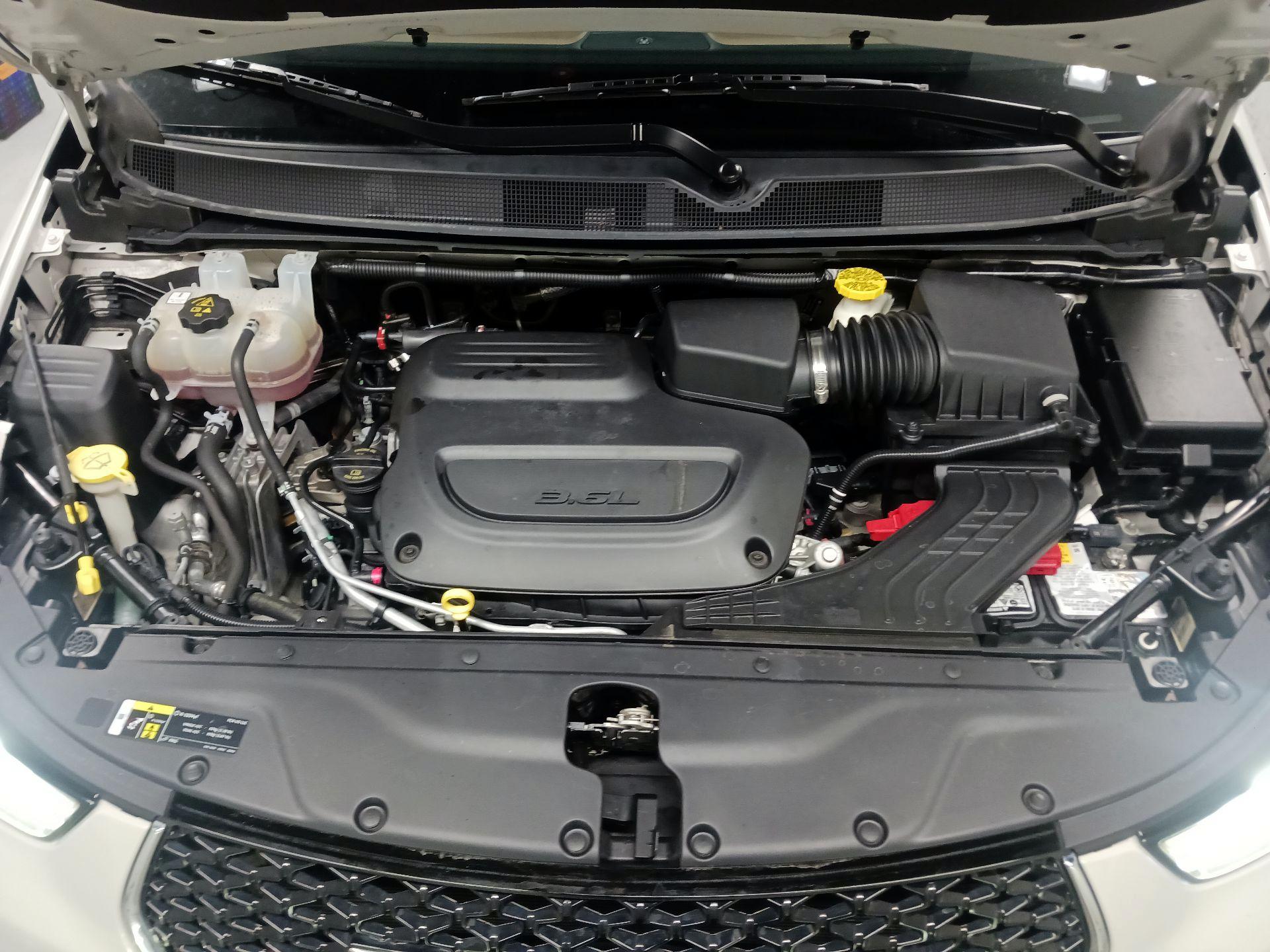 Thumbnail: 2021 Chrysler Pacifica - 17