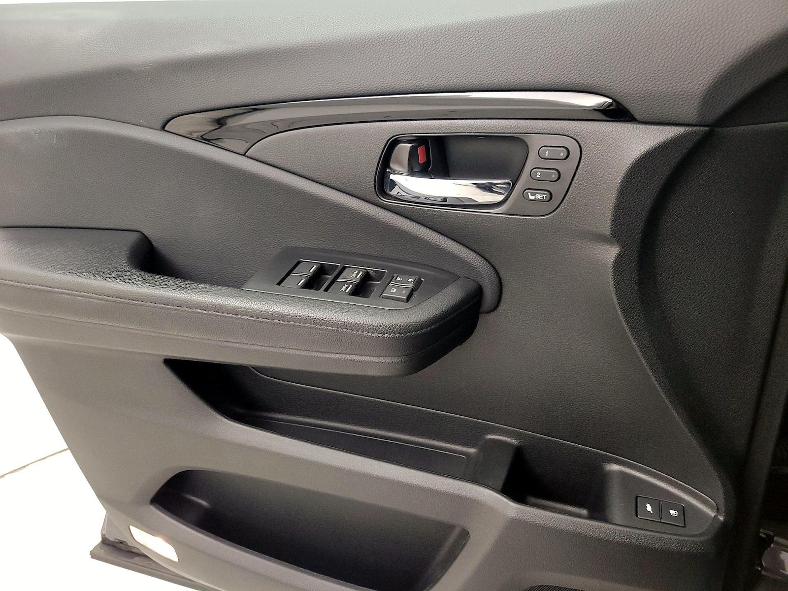 2017 Honda Pilot Touring - Photo 13