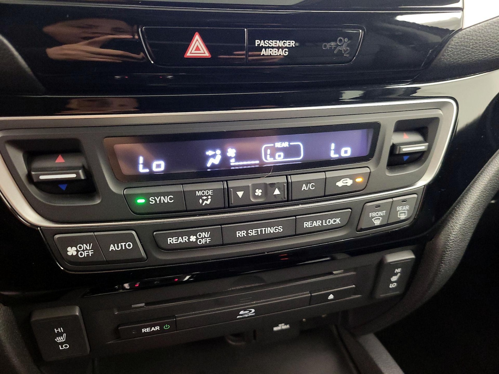2017 Honda Pilot Touring - Photo 18