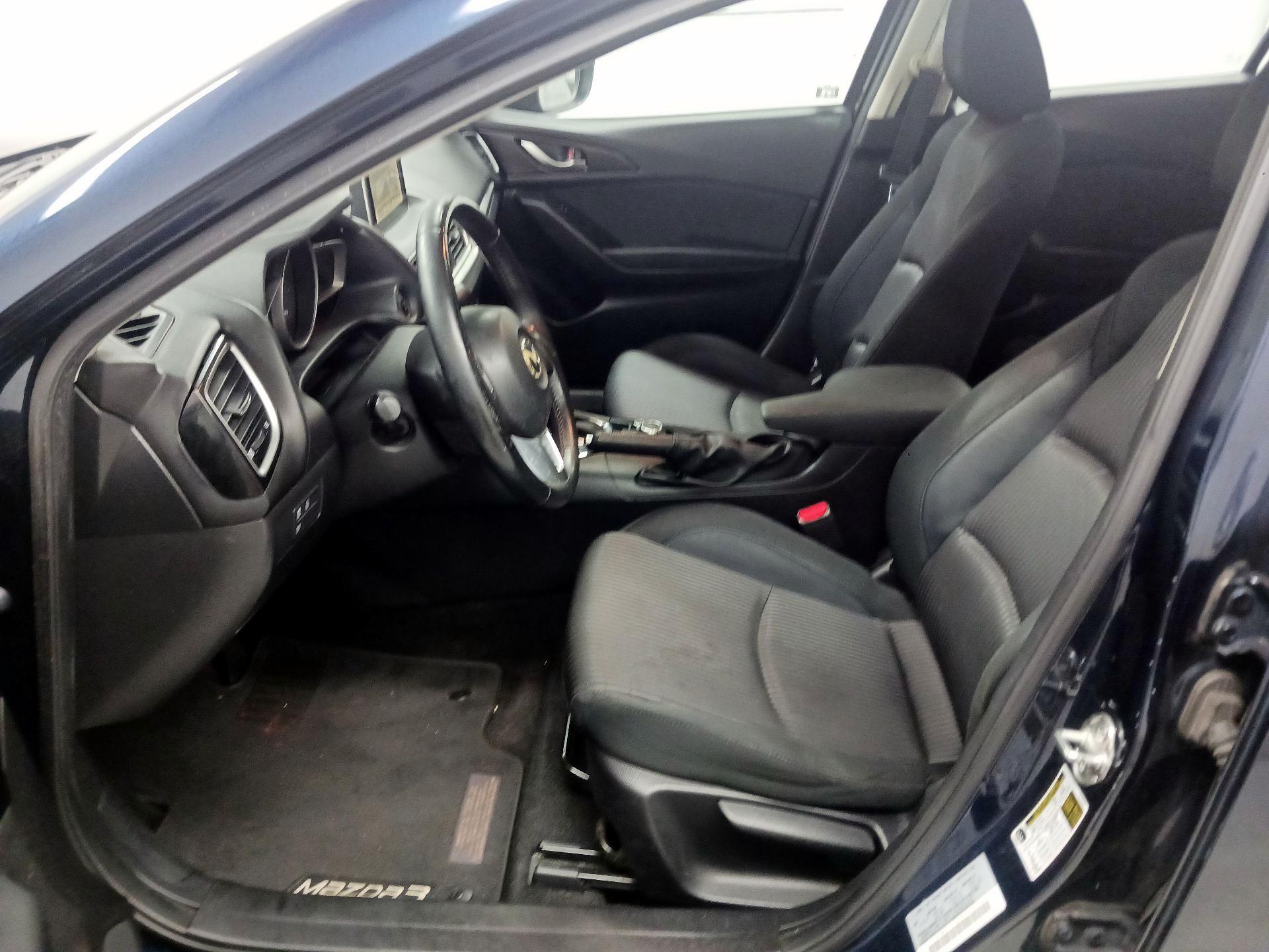 Thumbnail: 2016 Mazda Mazda3 - 11