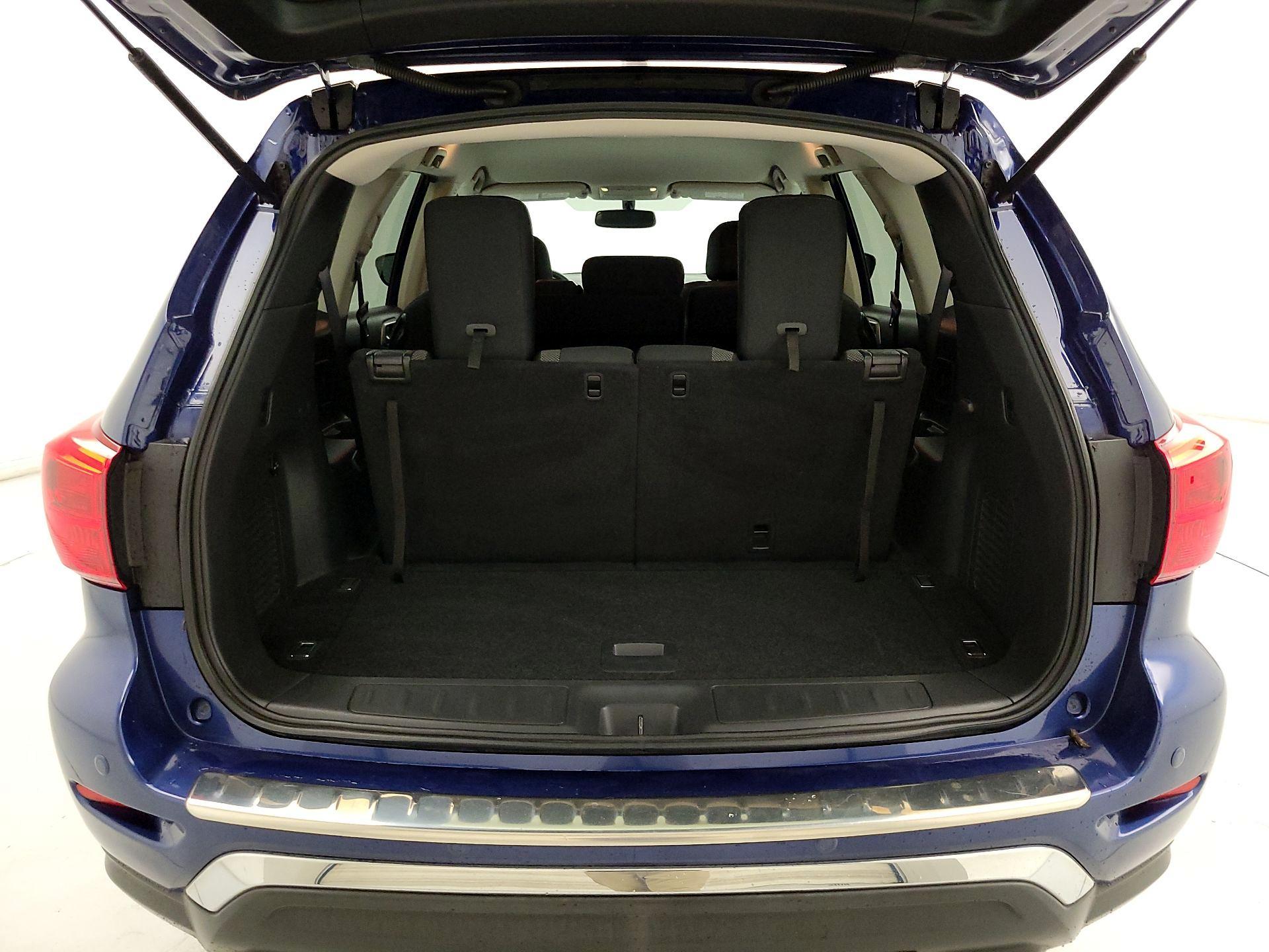 Thumbnail: 2017 Nissan Pathfinder - 19