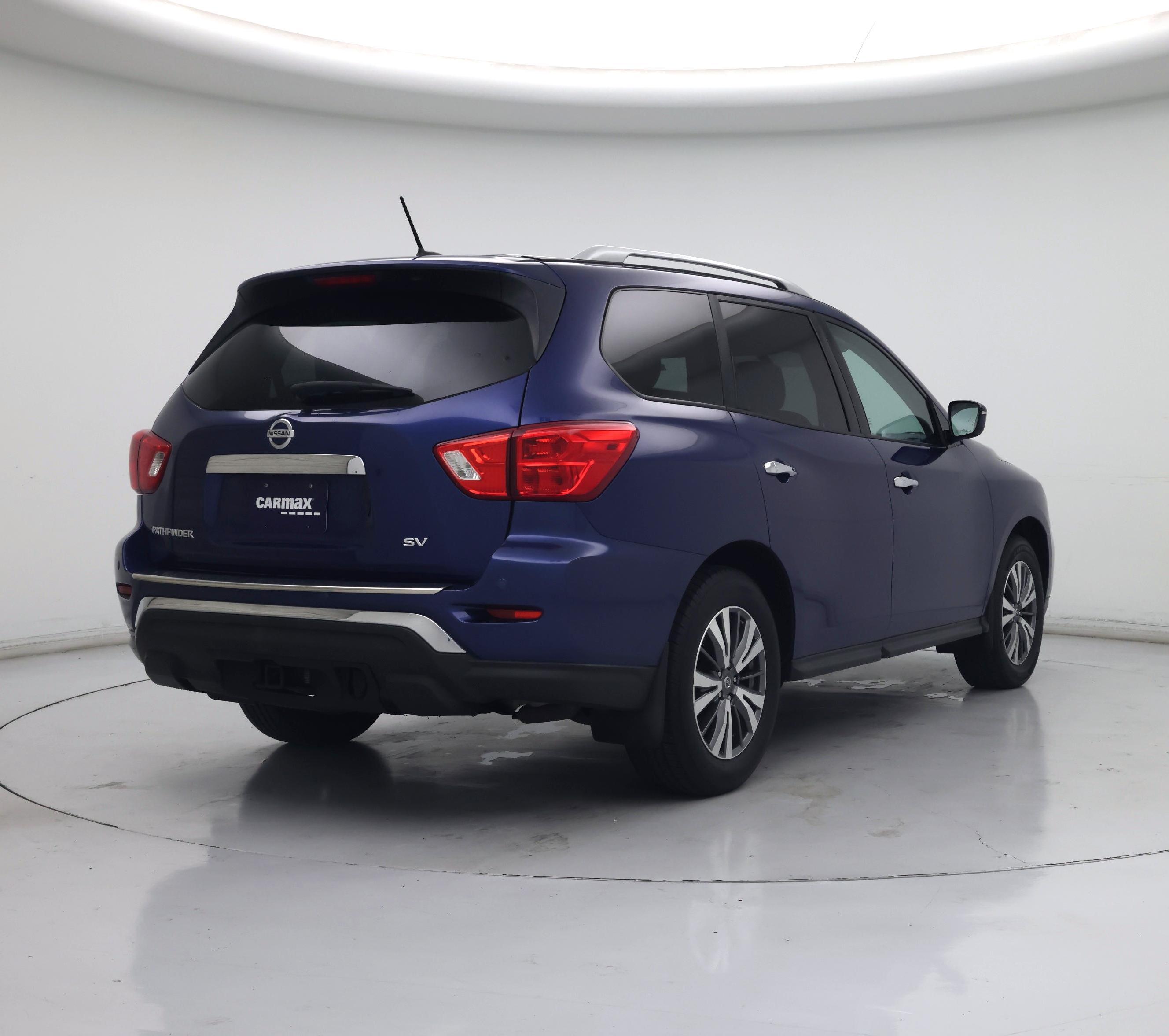 Thumbnail: 2017 Nissan Pathfinder - 8