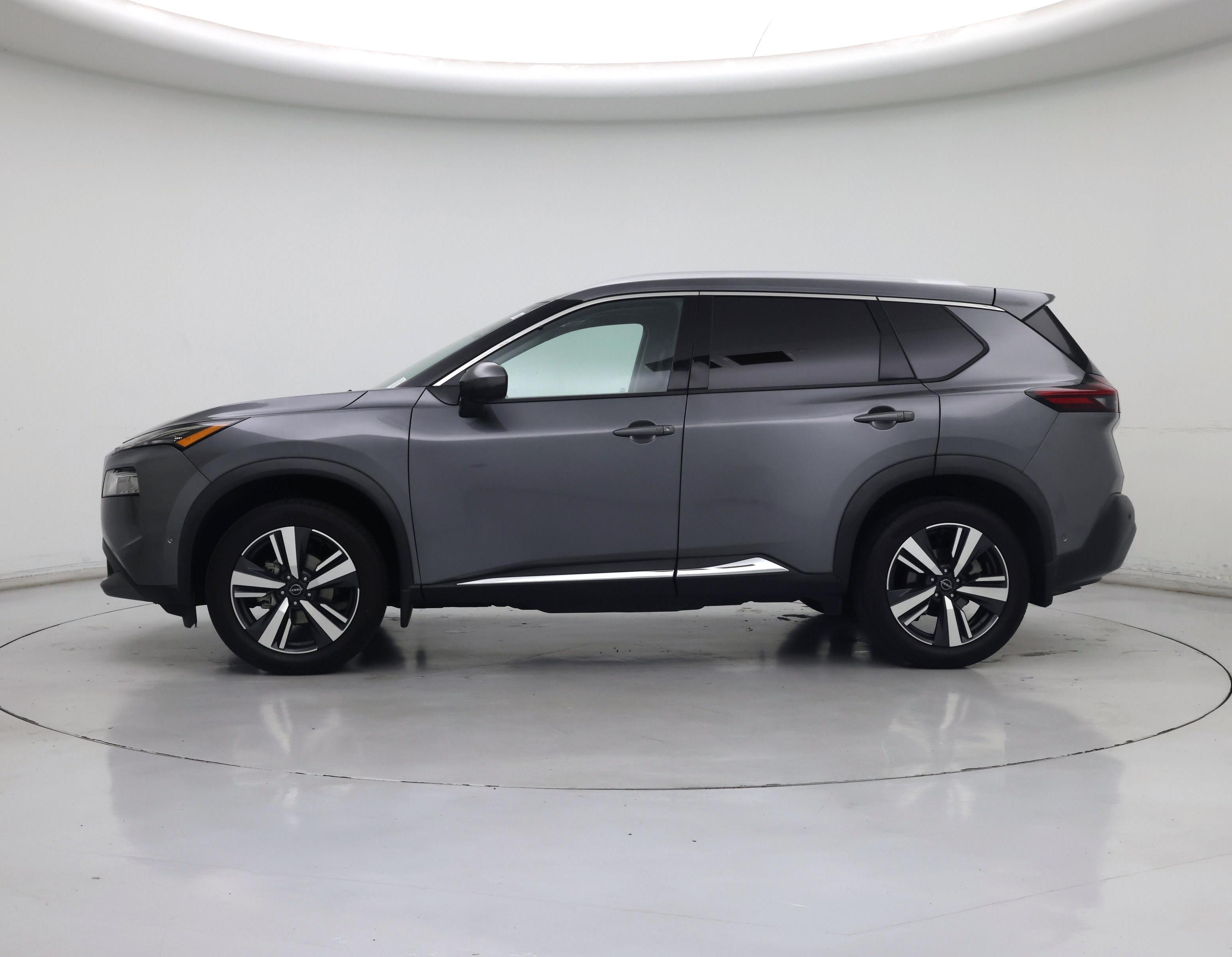 Thumbnail: 2022 Nissan Rogue - 3