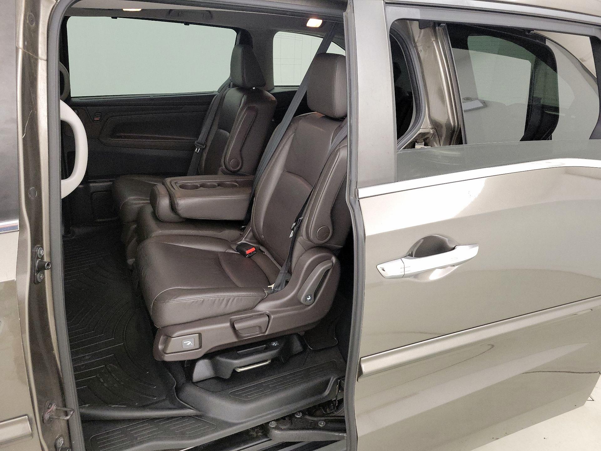Thumbnail: 2018 Honda Odyssey - 20