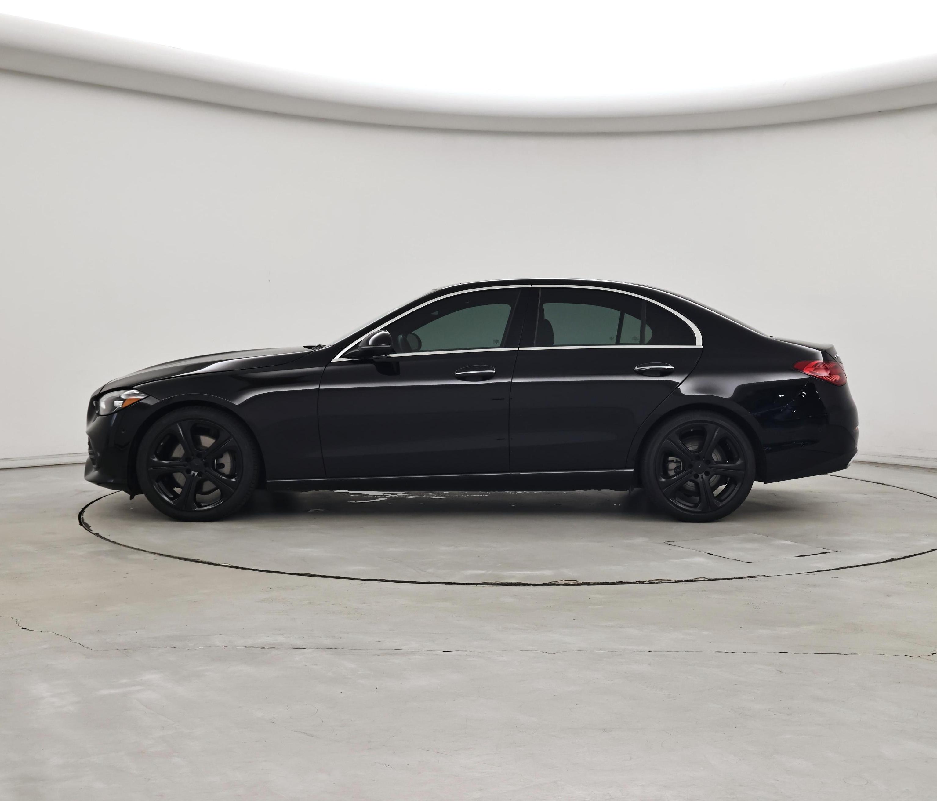 Thumbnail: 2024 Mercedes-Benz C-Class - 3