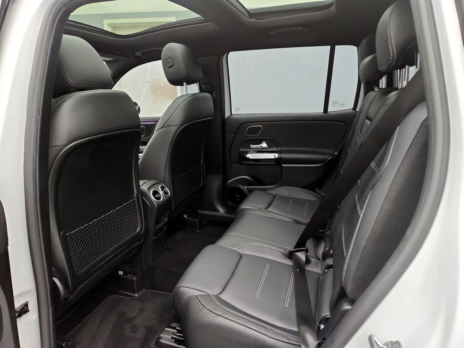 2021 Mercedes-Benz GLB AMG GLB35 - Photo 21