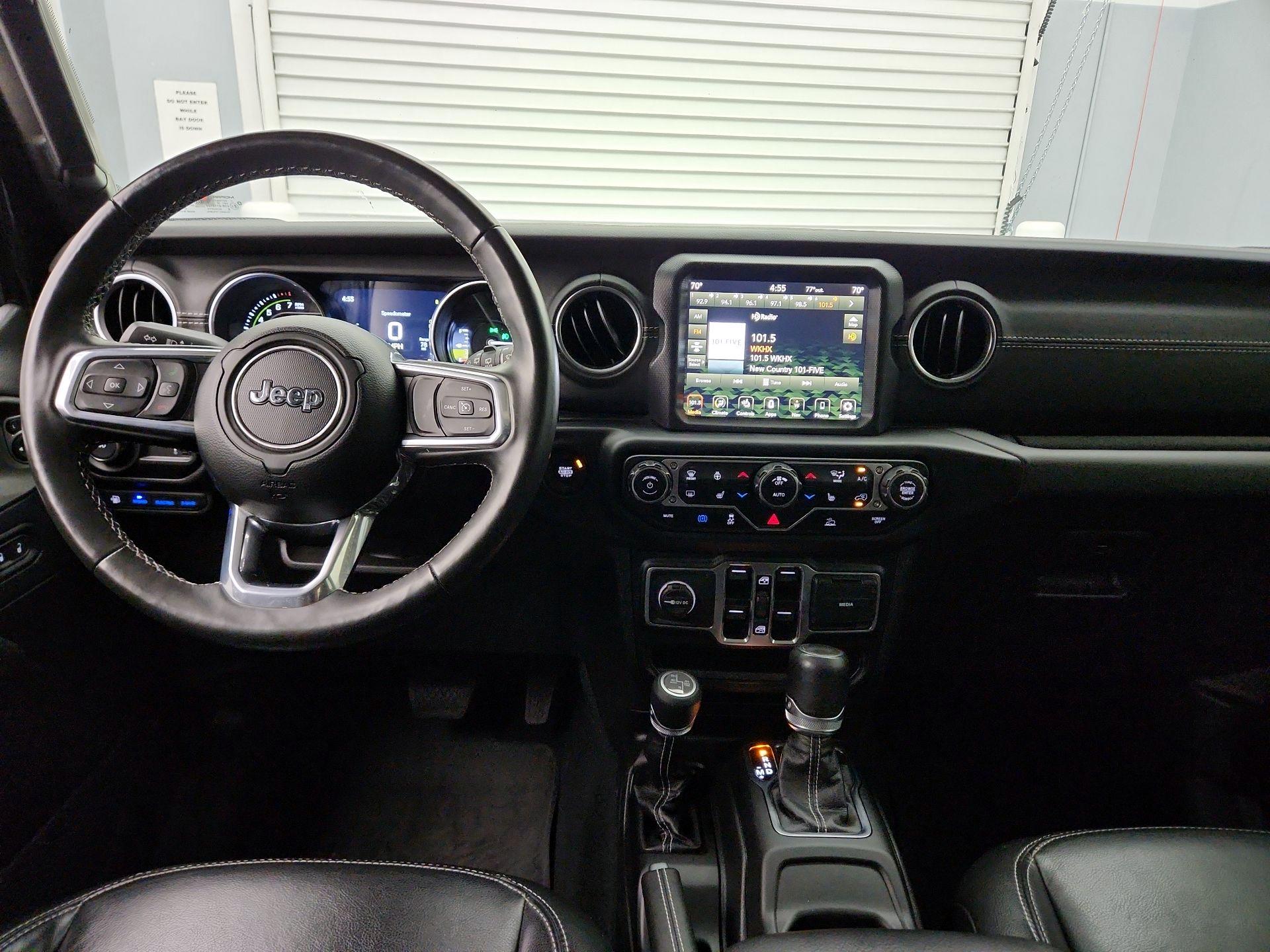 Thumbnail: 2023 Jeep Wrangler - 9