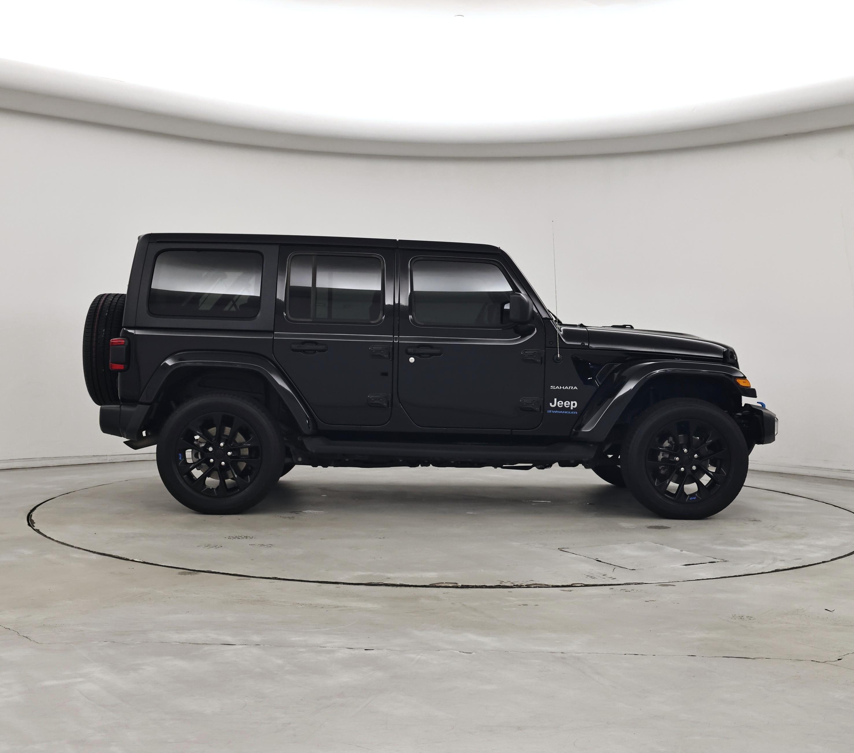 Thumbnail: 2023 Jeep Wrangler - 7
