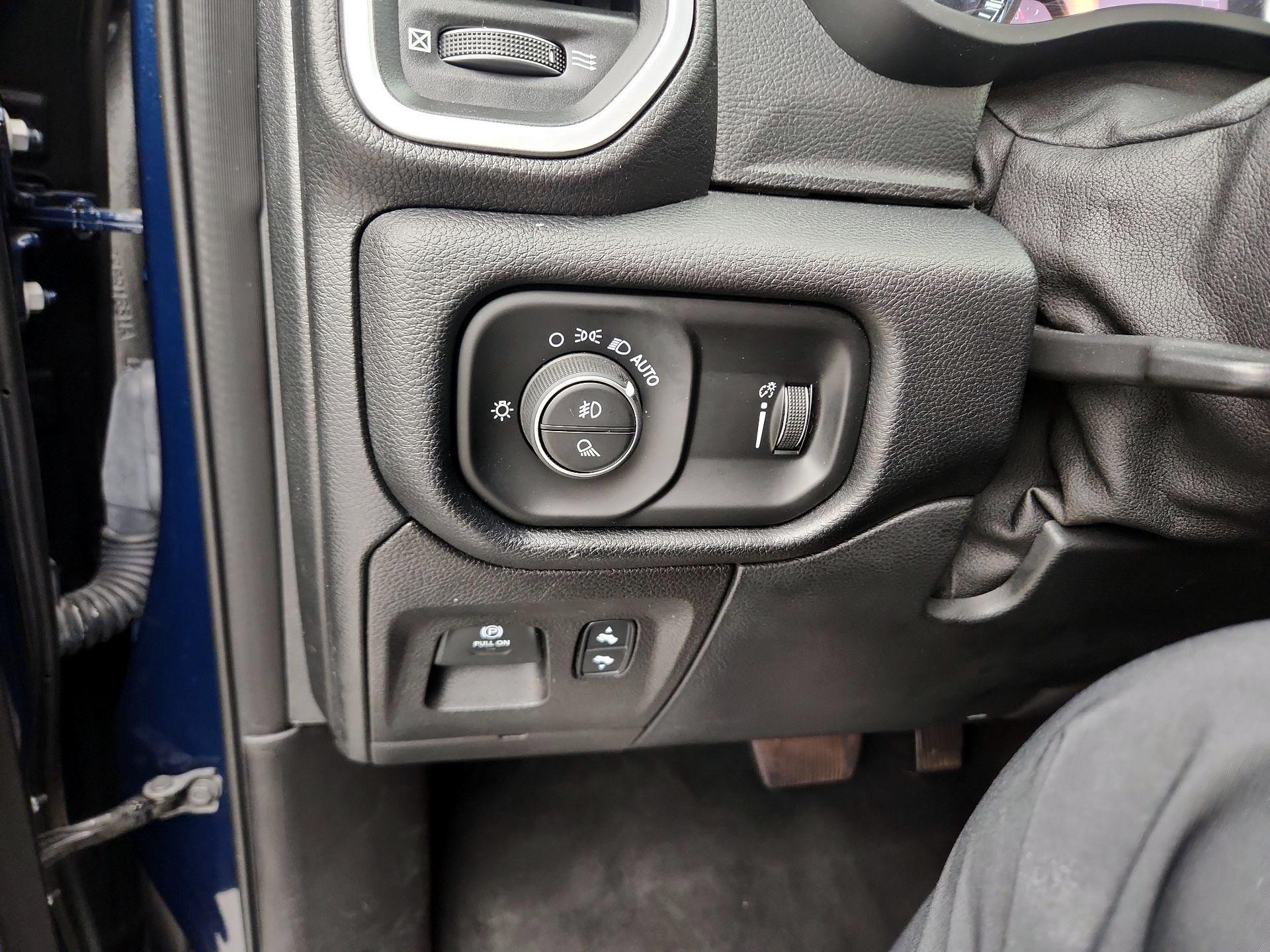 Thumbnail: 2021 RAM 1500 - 13