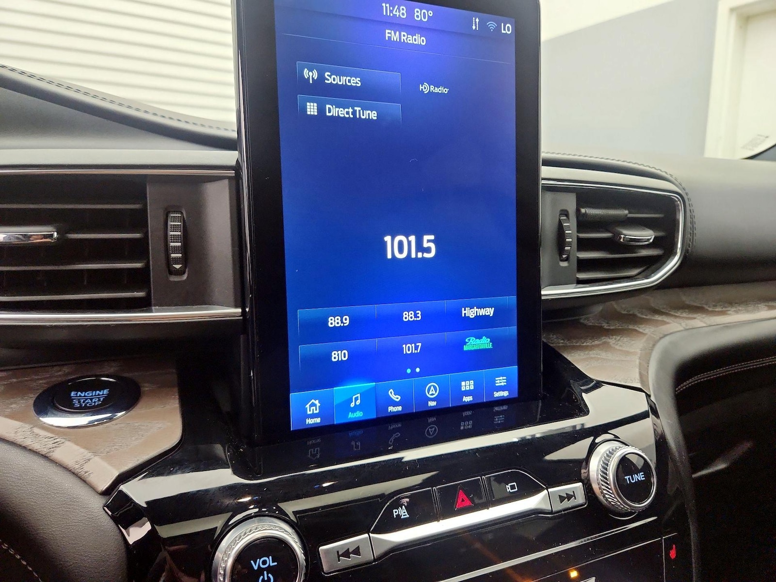 2022 Ford Explorer Platinum - Photo 17